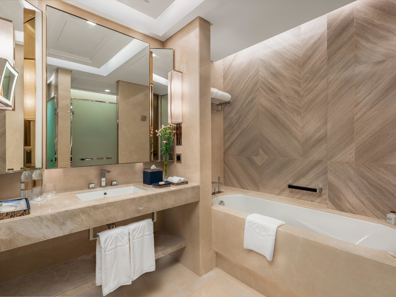 018 - Taj Exotica Resort & Spa Palm Jumeirah.jpg