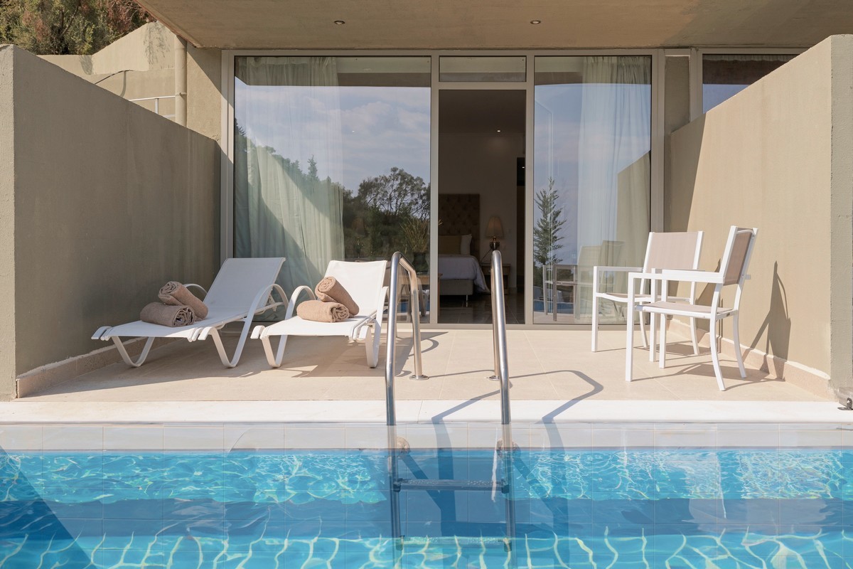 011 - Mythos Panorama.jpg