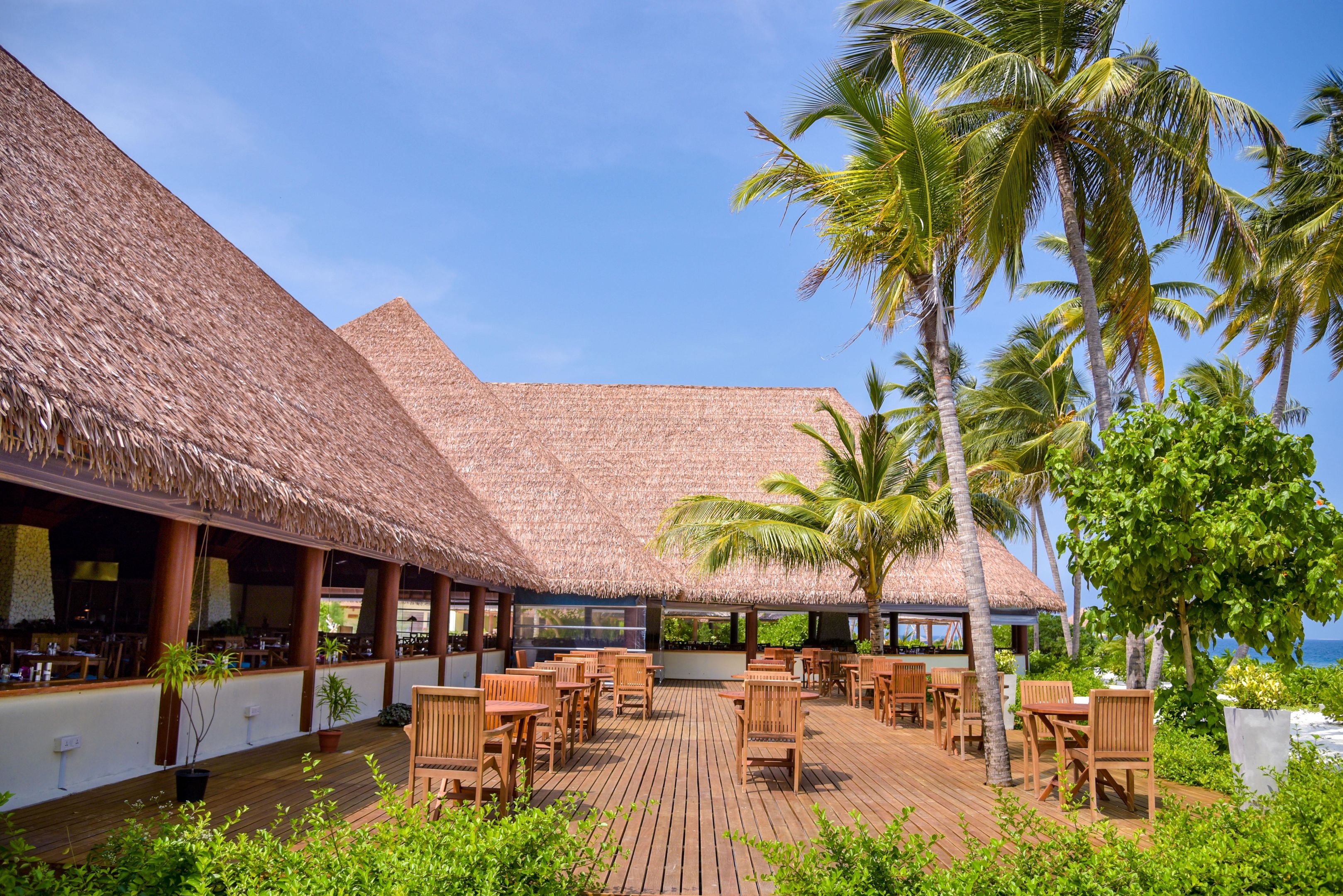 011 - Reethi Faru Resort.jpg