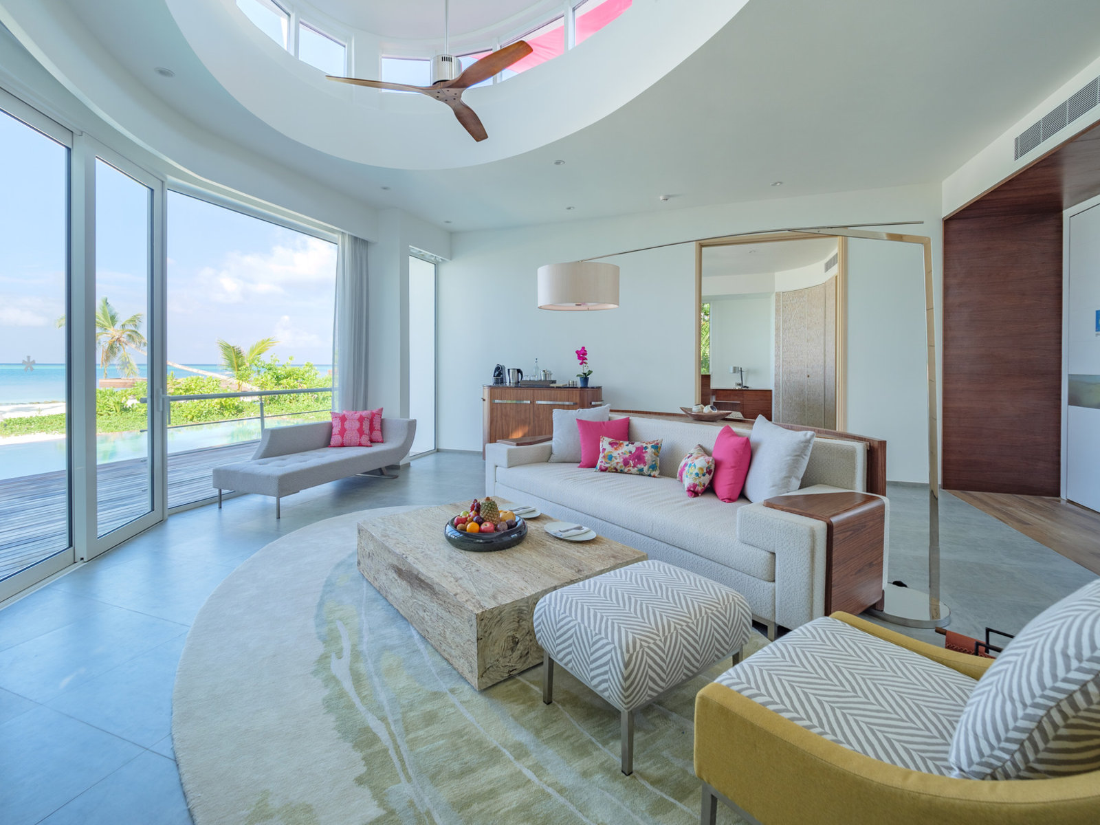 026 - LUX* North Male Atoll .jpg