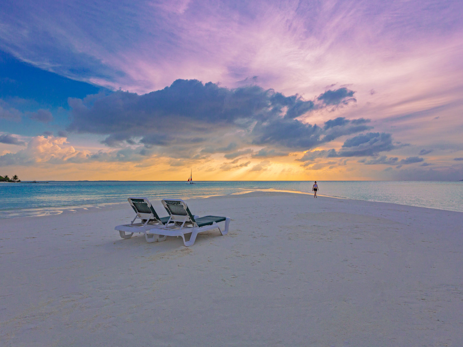 013 - Innahura Maldives Resort.jpg