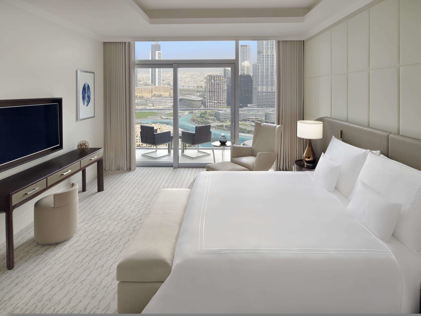 037 - Address Fountain Views .jpg