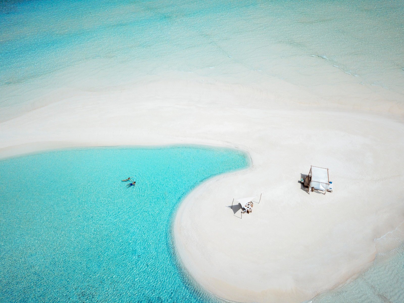 86629171 - Milaidhoo Island.jpg