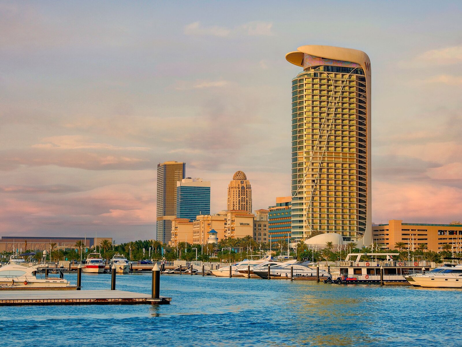 002 - W Dubai - Mina Seyahi.jpg