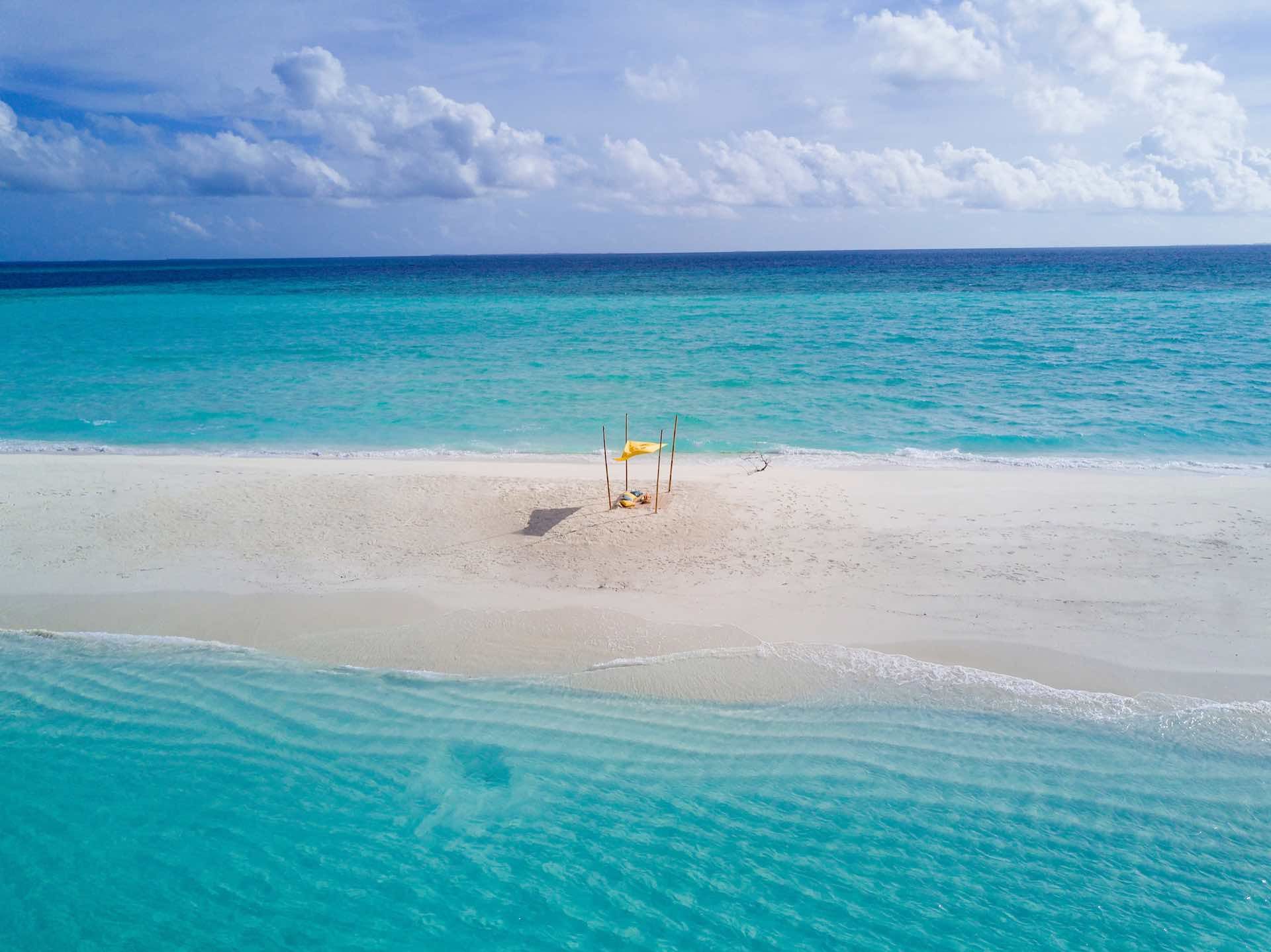 008 - Fushifaru Maldives.jpg