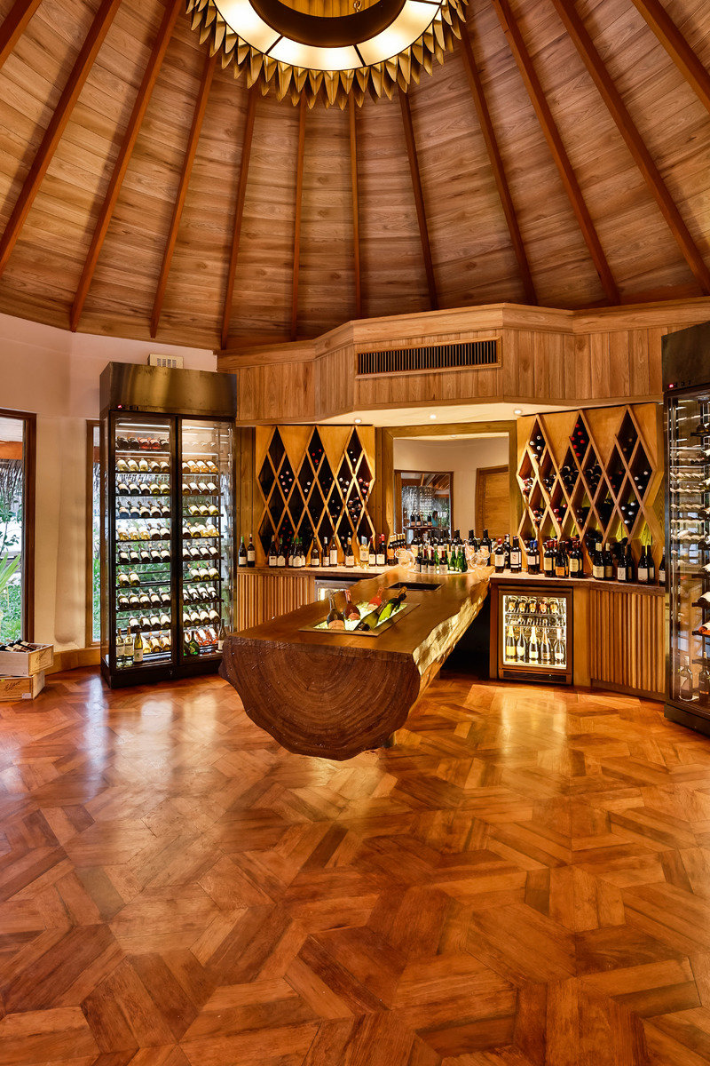 86629186 - Milaidhoo Island.jpg