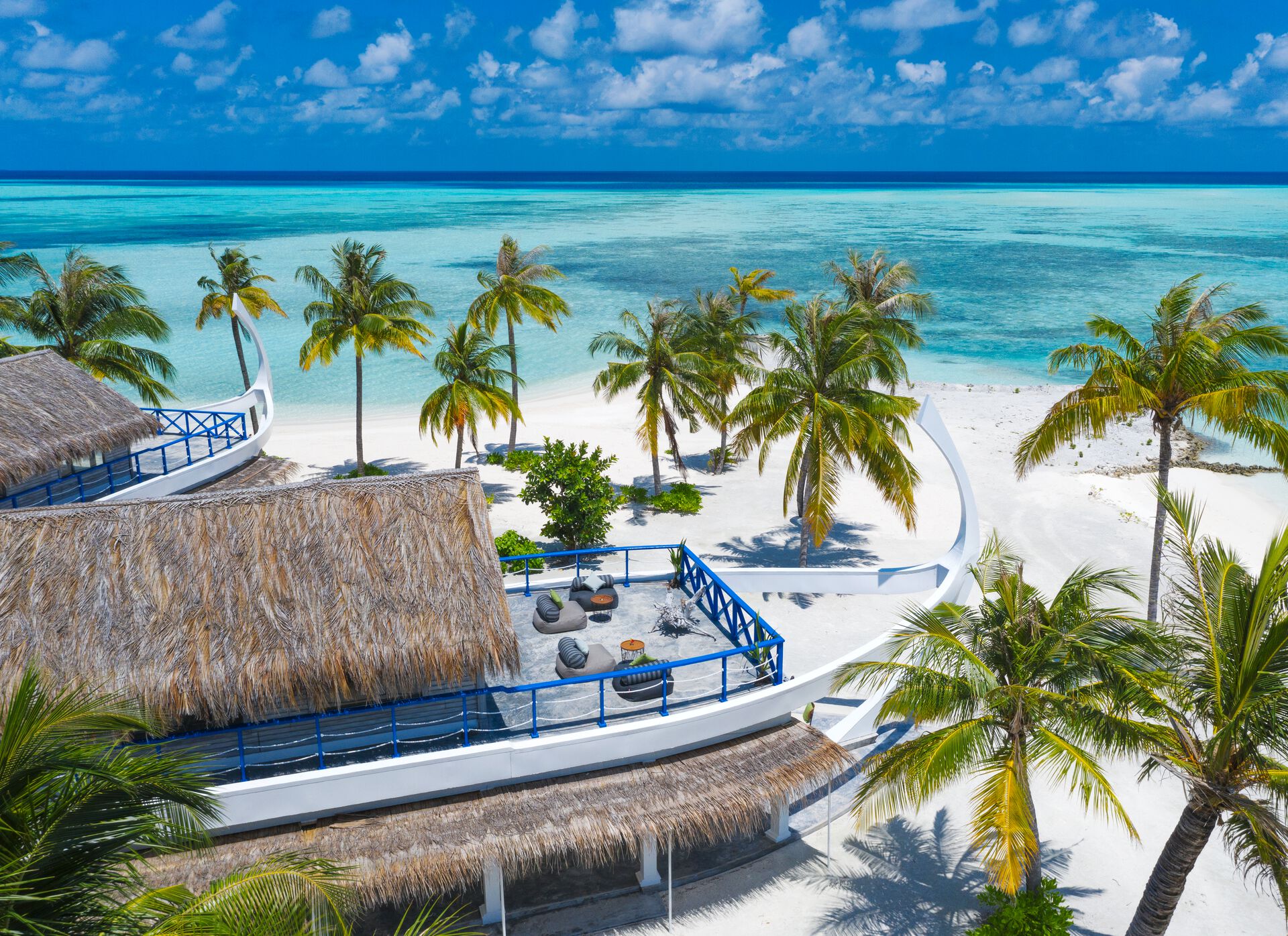 005 - Rahaa Resort .jpg