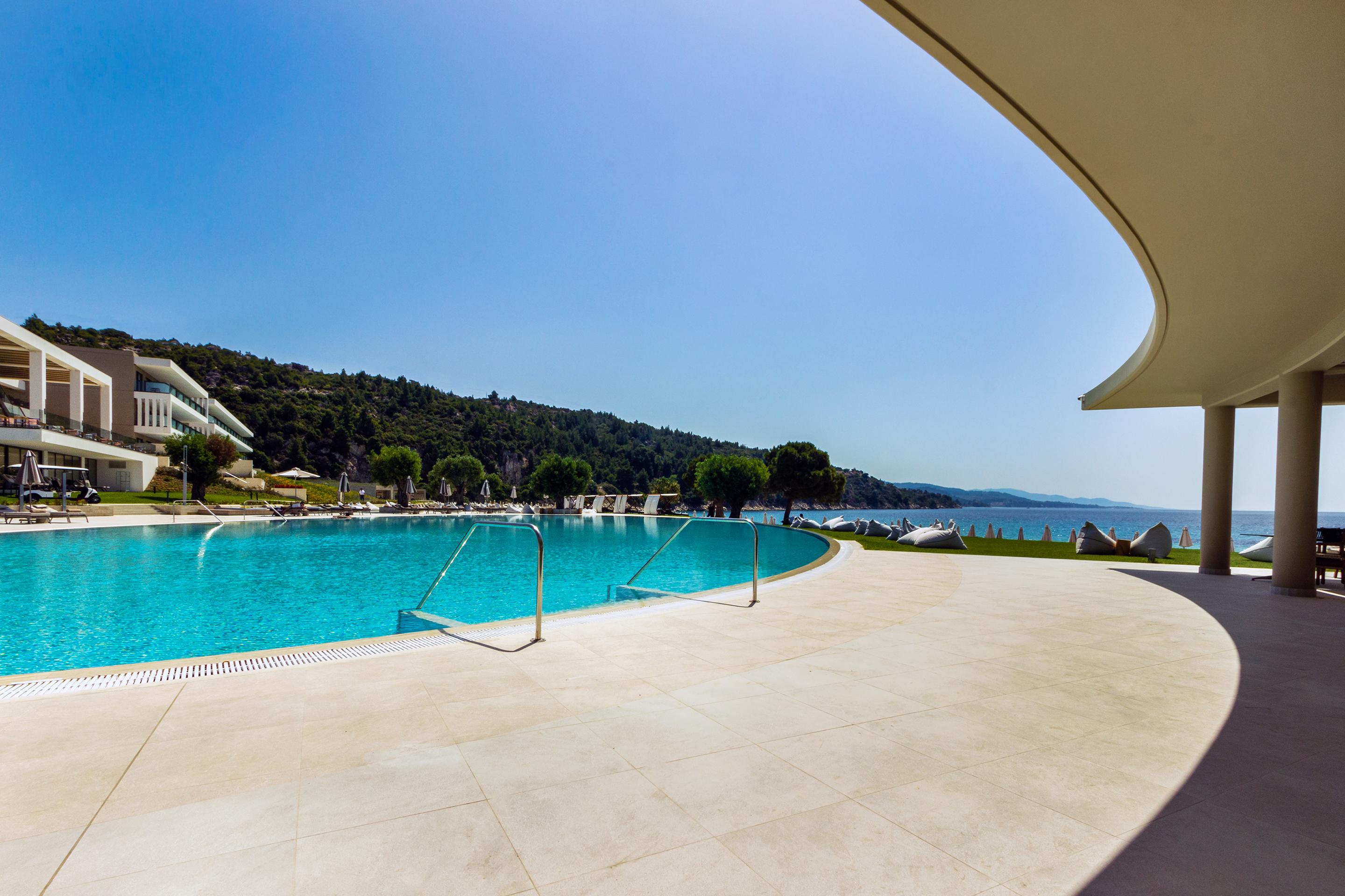 090 - Ammoa Luxury Hotel & Spa Resort.jpg