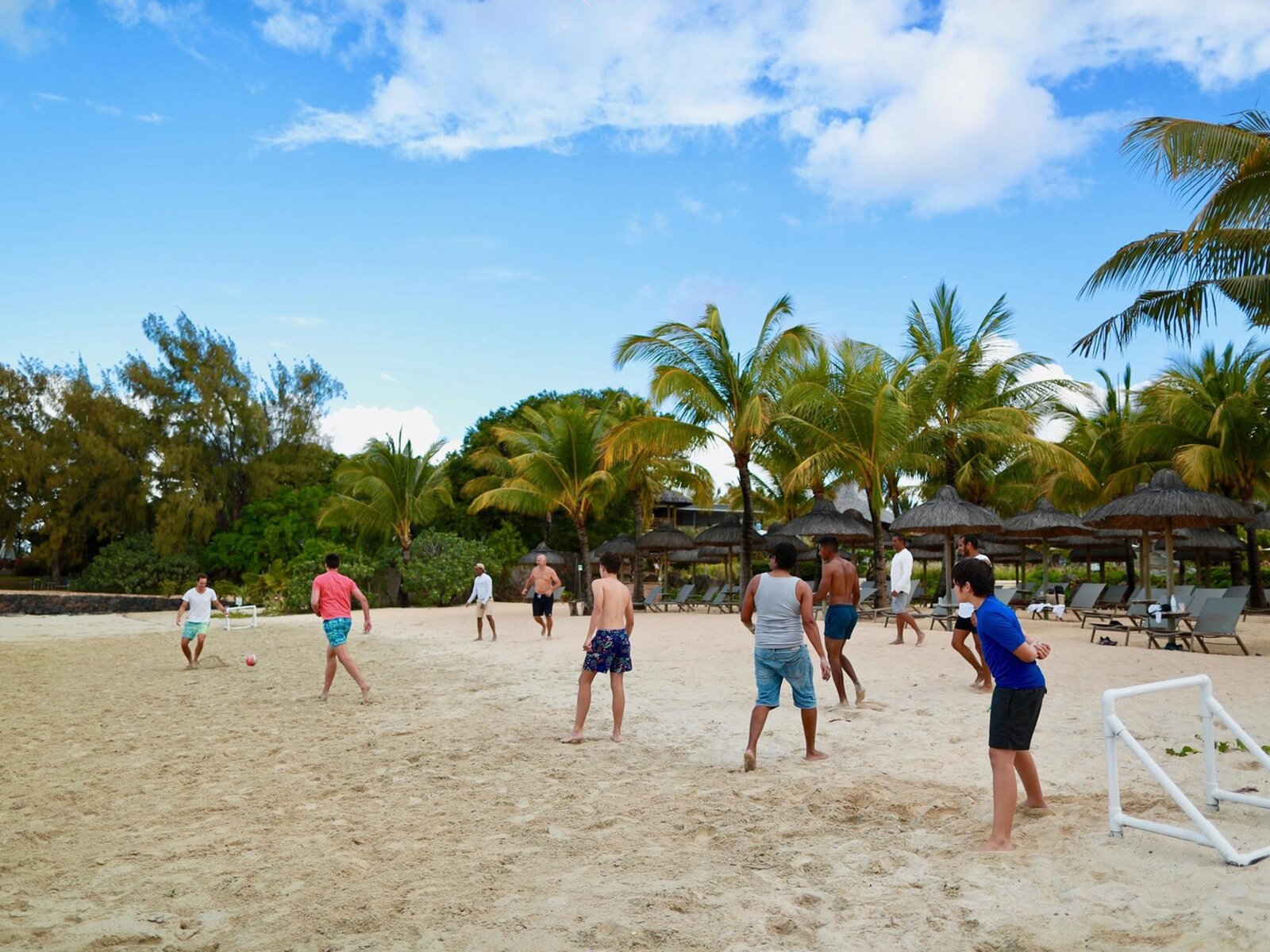 021 - Zilwa Attitude.jpg