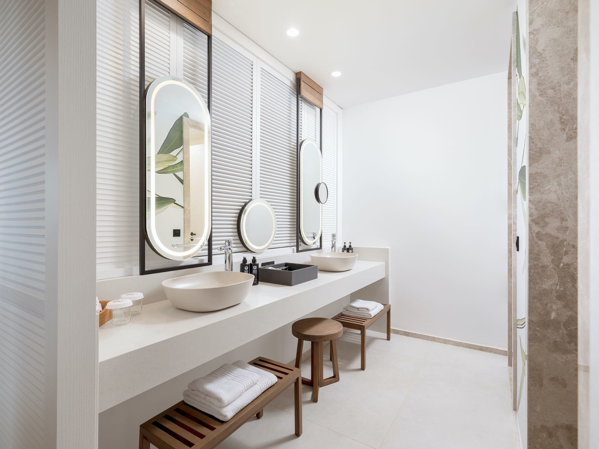 007 - Hotel Anda Barut Collection.jpg