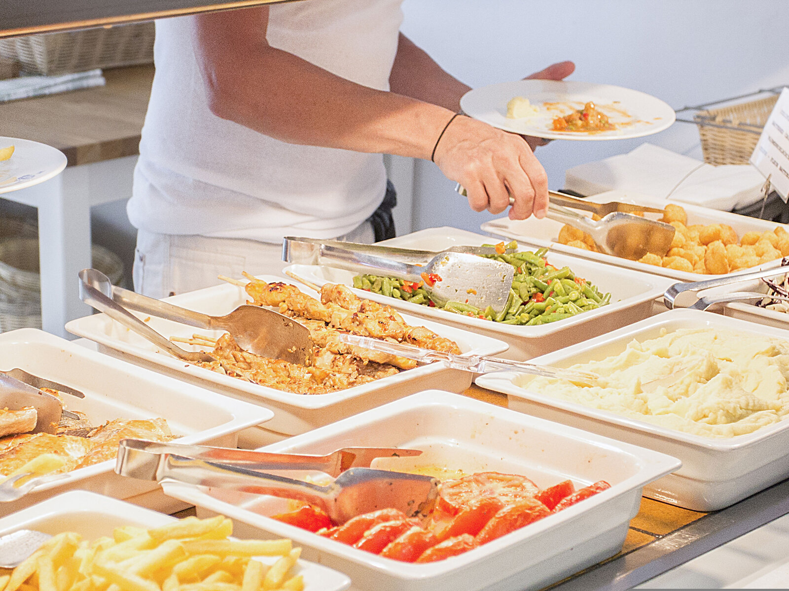 026 - Sant Jordi Hotel.jpg