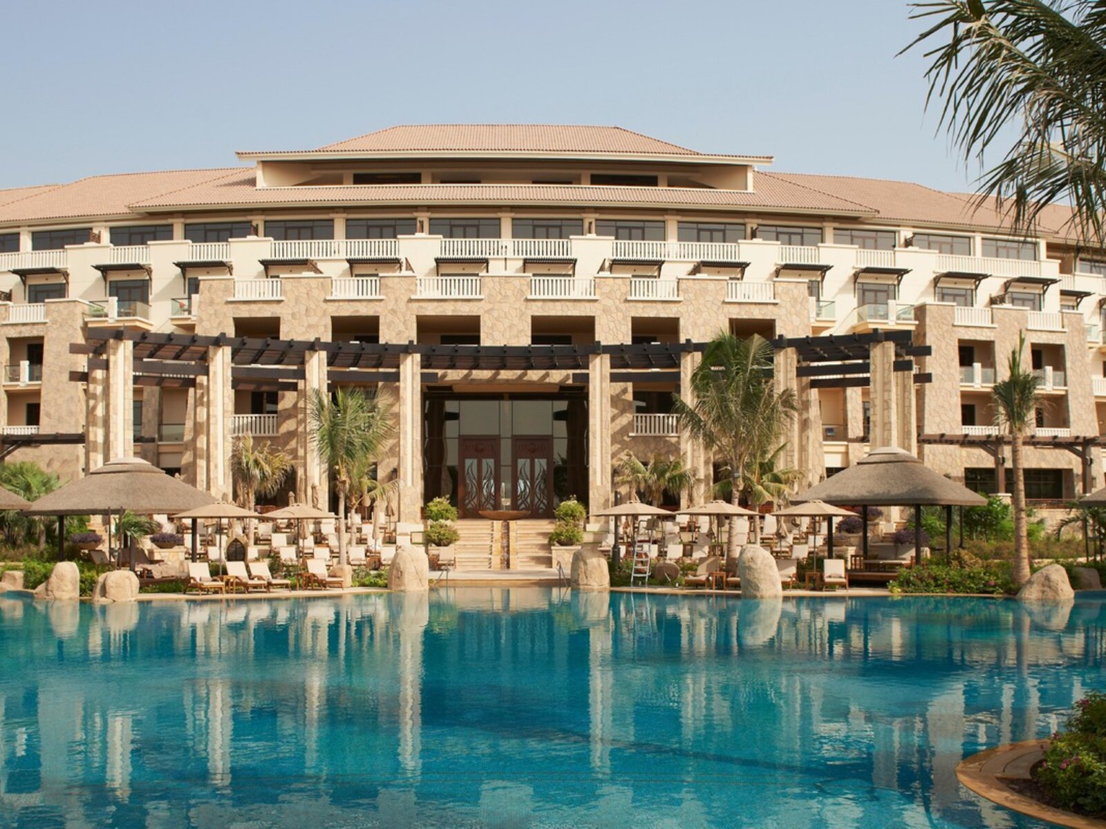 003 - Sofitel Dubai The Palm Resort & Spa.jpg