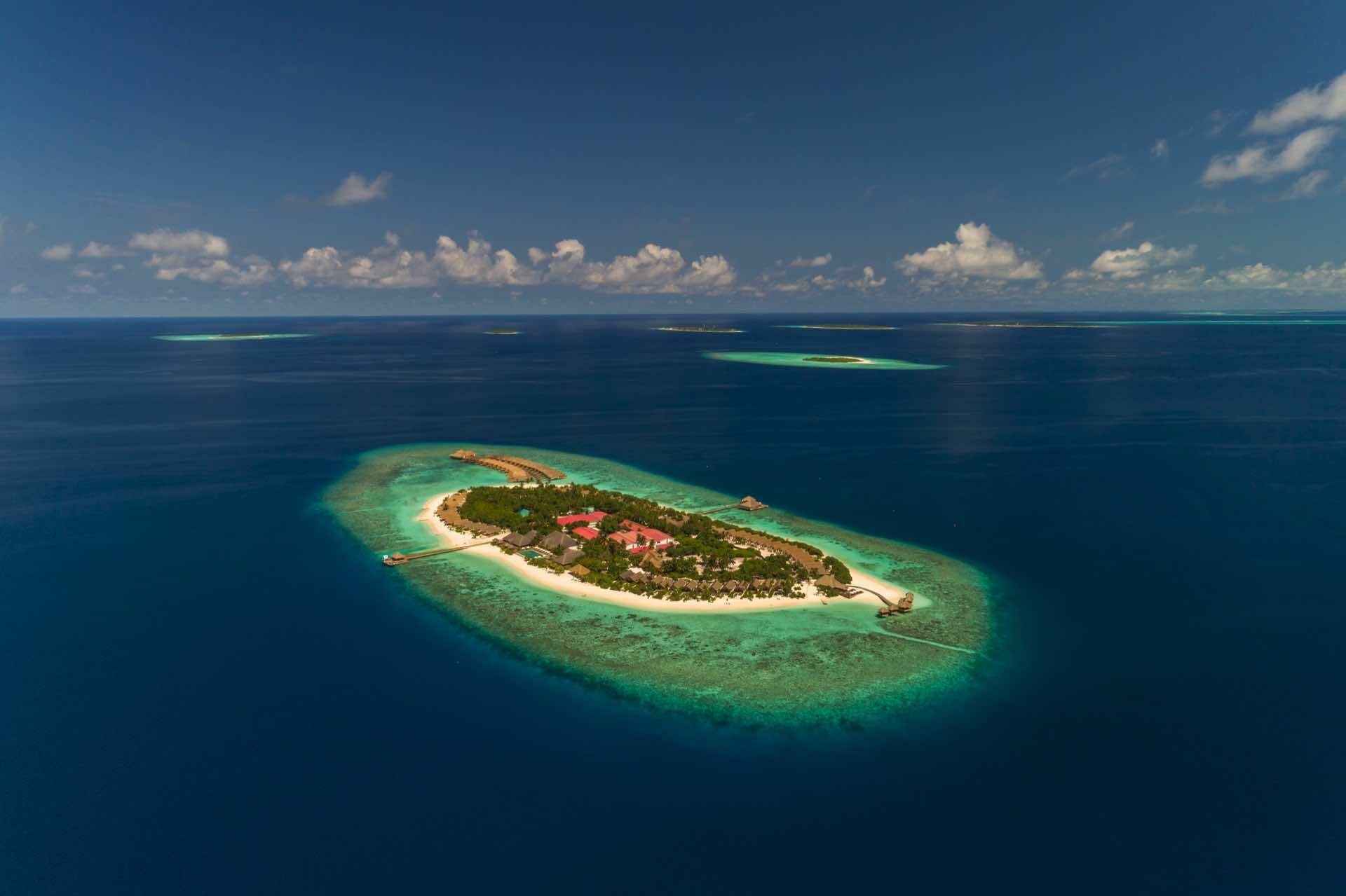 85334120 - Kudafushi Resort & Spa.jpg