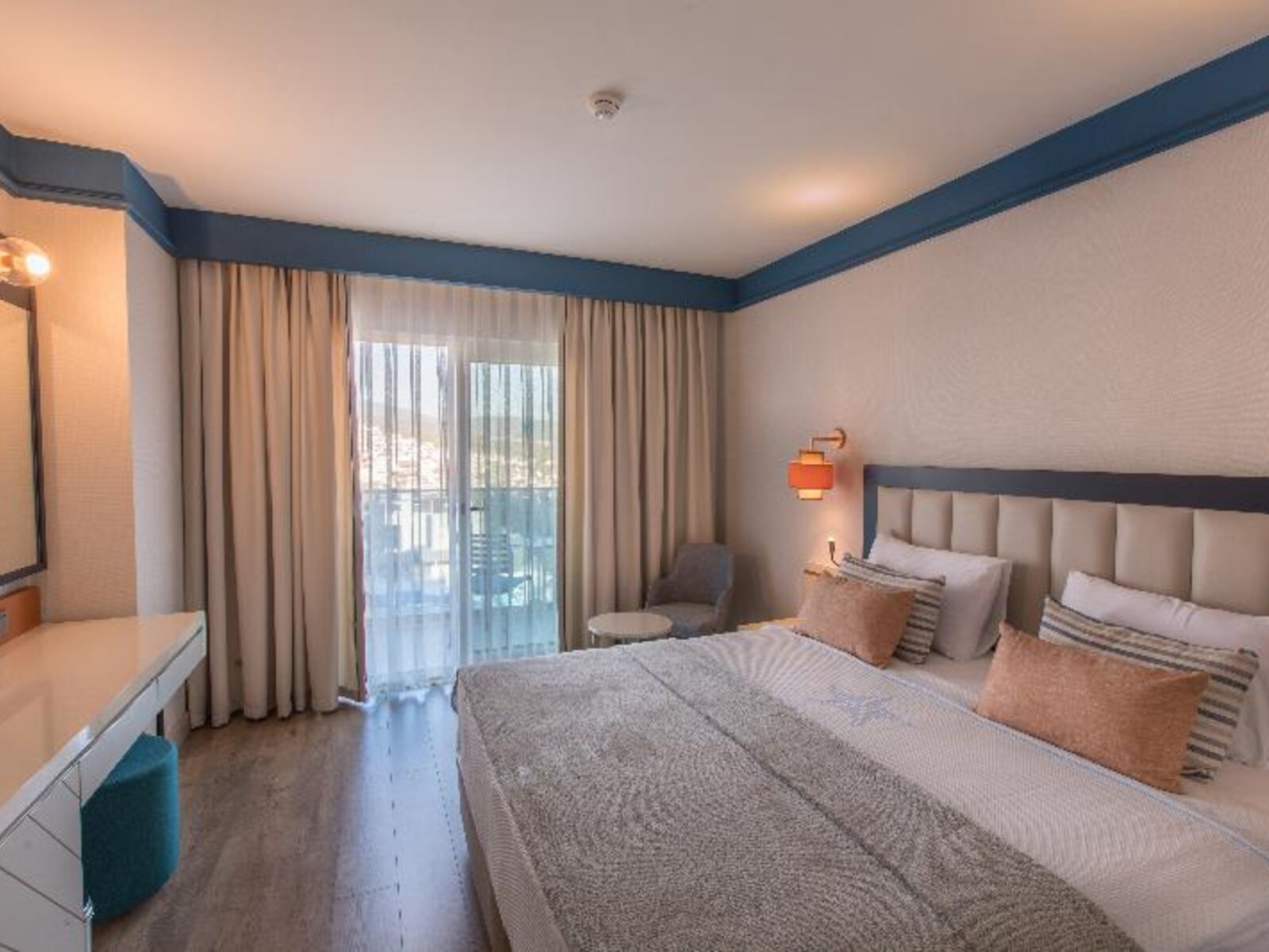 035 - Maxeria Blue Didyma.jpg