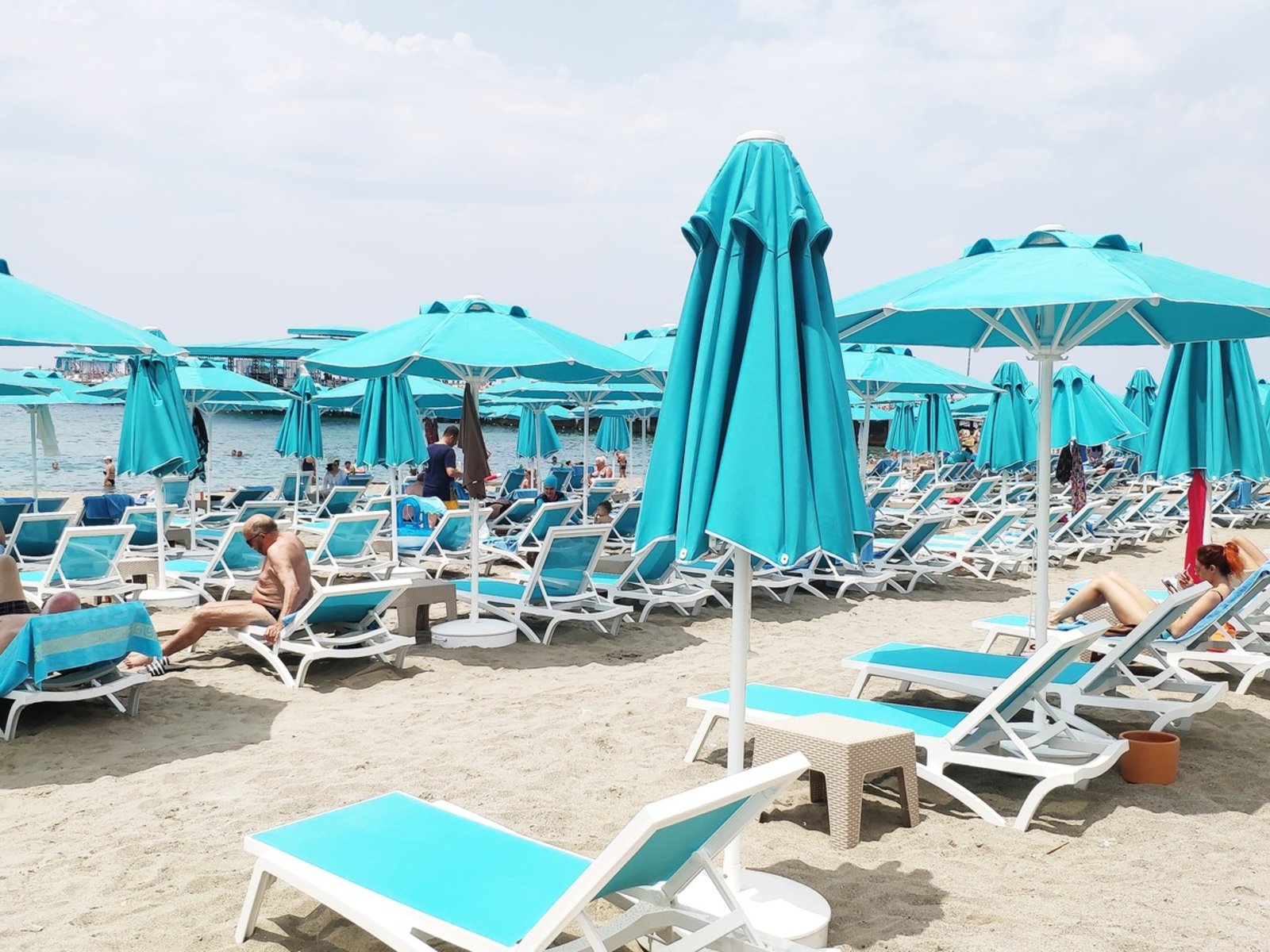 009 - Granada Luxury Beach.jpg