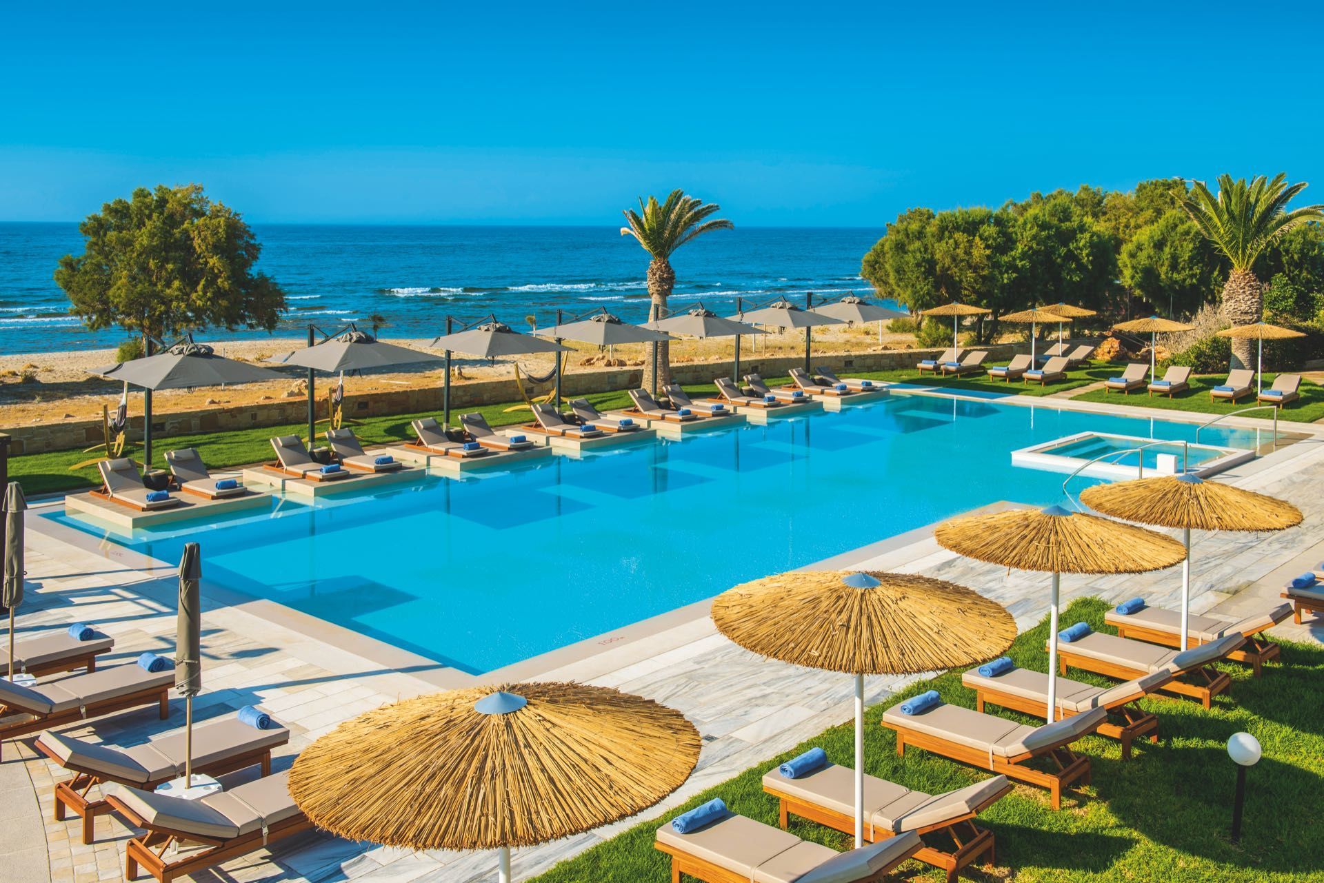 016 - Paralos Kosta Mare.jpg