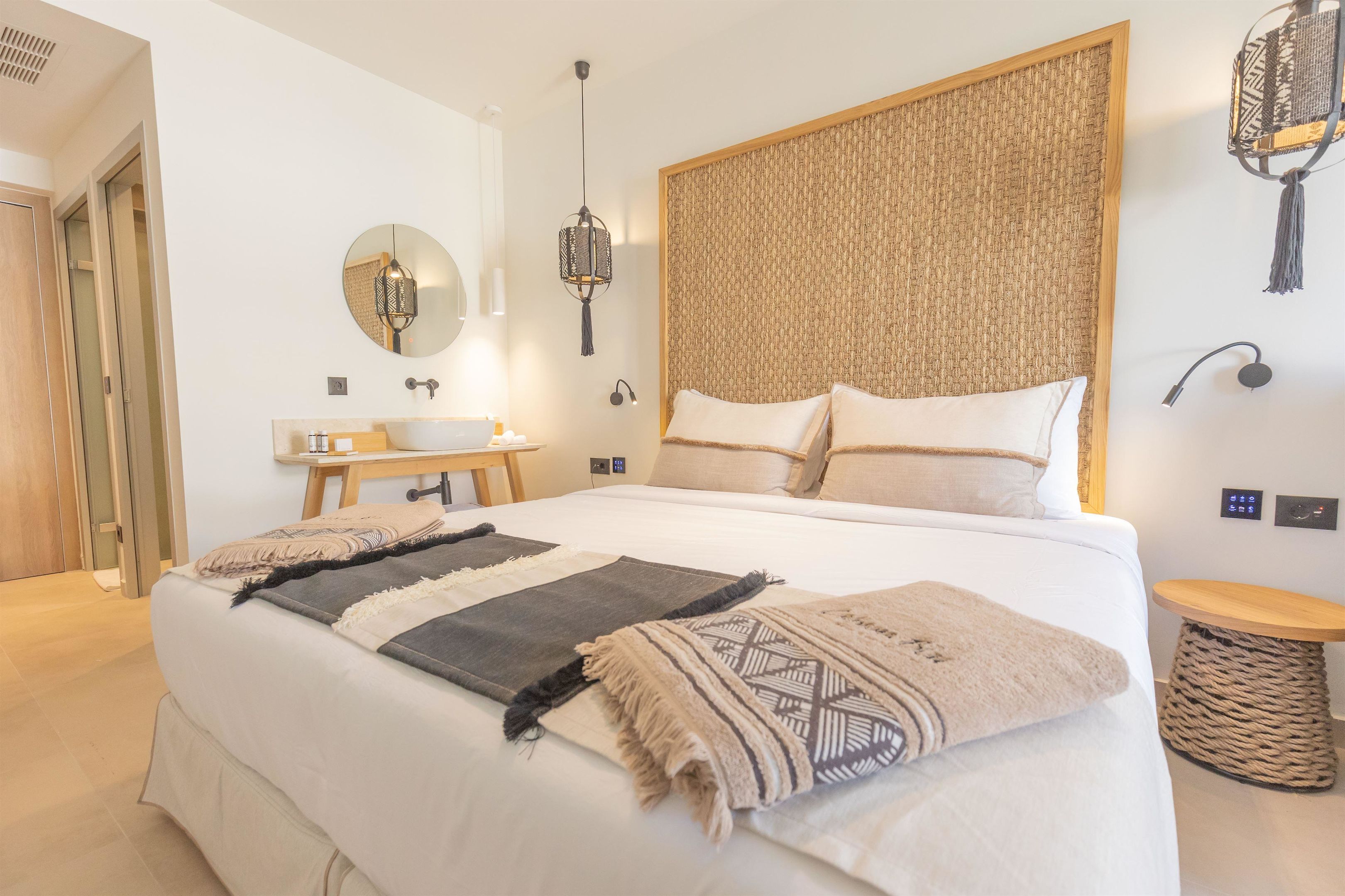 048 - Cabana Blu Hotel & Suites.jpg