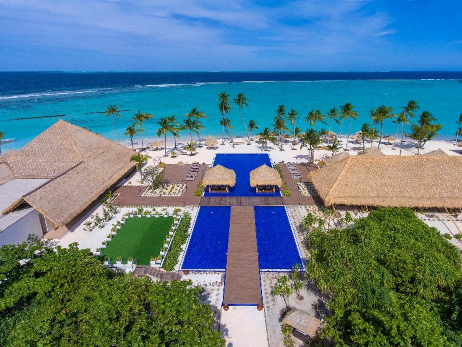 008 - Emerald Maldives Resort & Spa.jpg