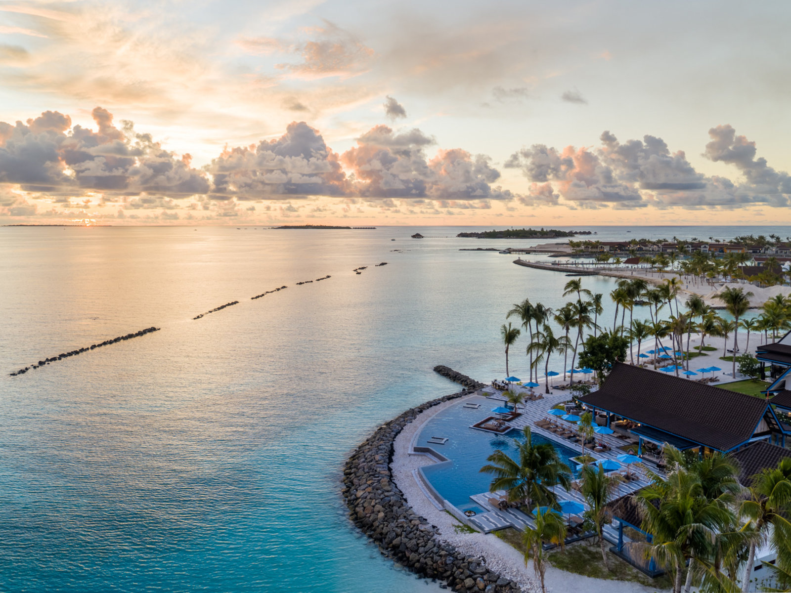 009 - SAii Lagoon Maldives, Curio Collection by Hilton.jpg