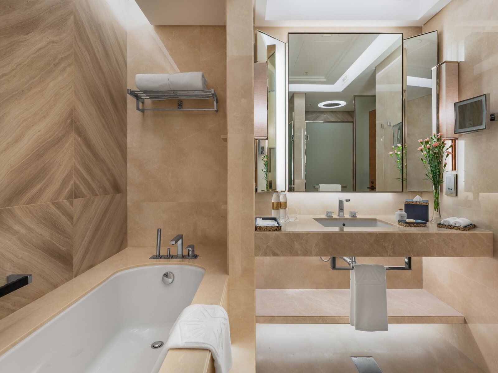 030 - Taj Exotica Resort & Spa Palm Jumeirah.jpg