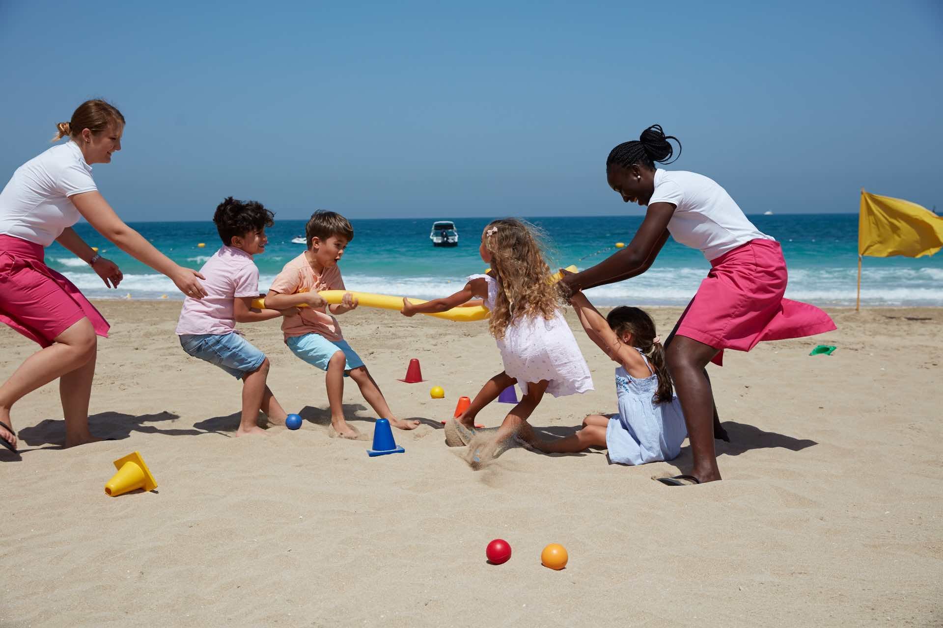 012 - Caesars Palace Bluewaters Dubai.jpg