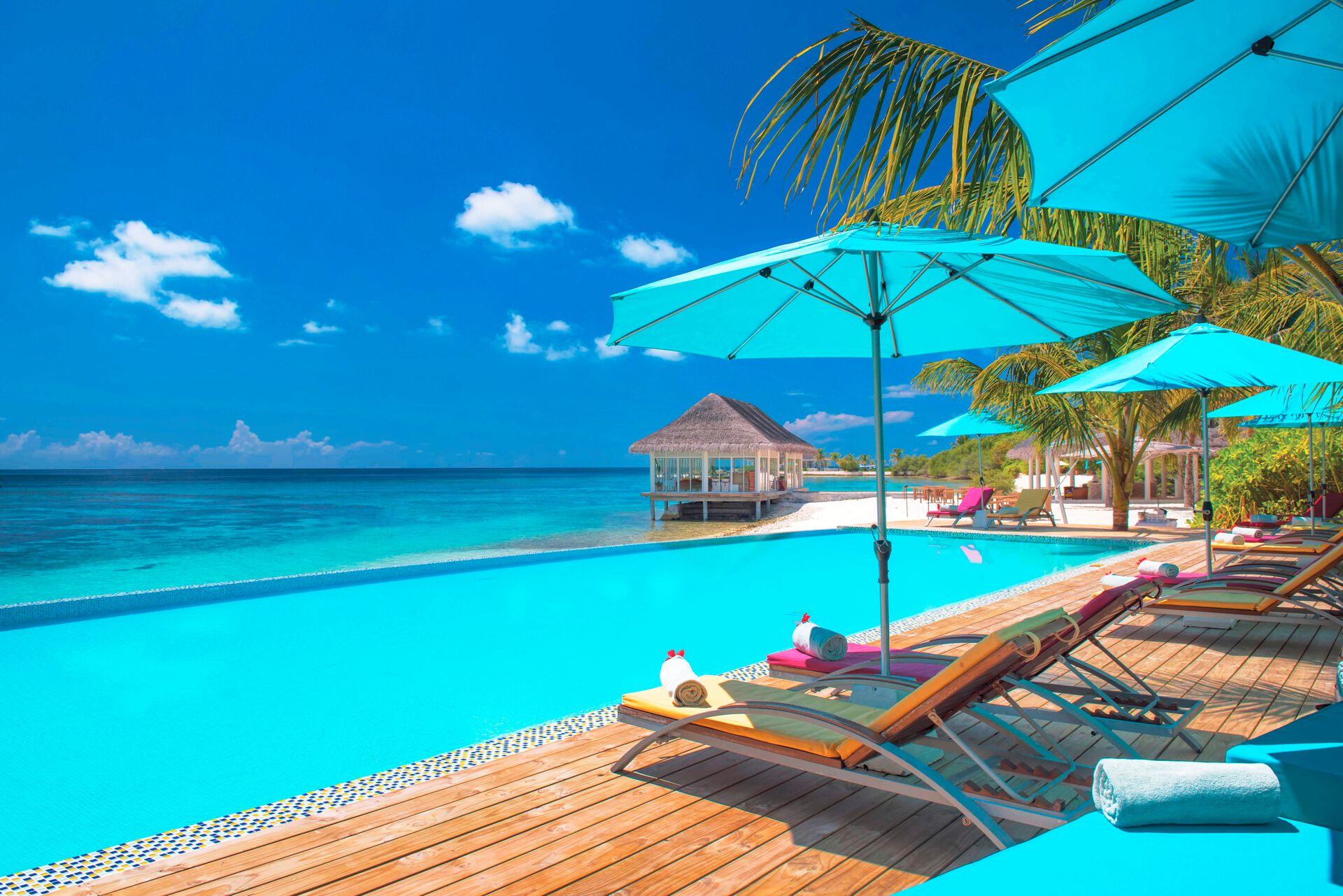 004 - Oblu at Helengeli.jpg