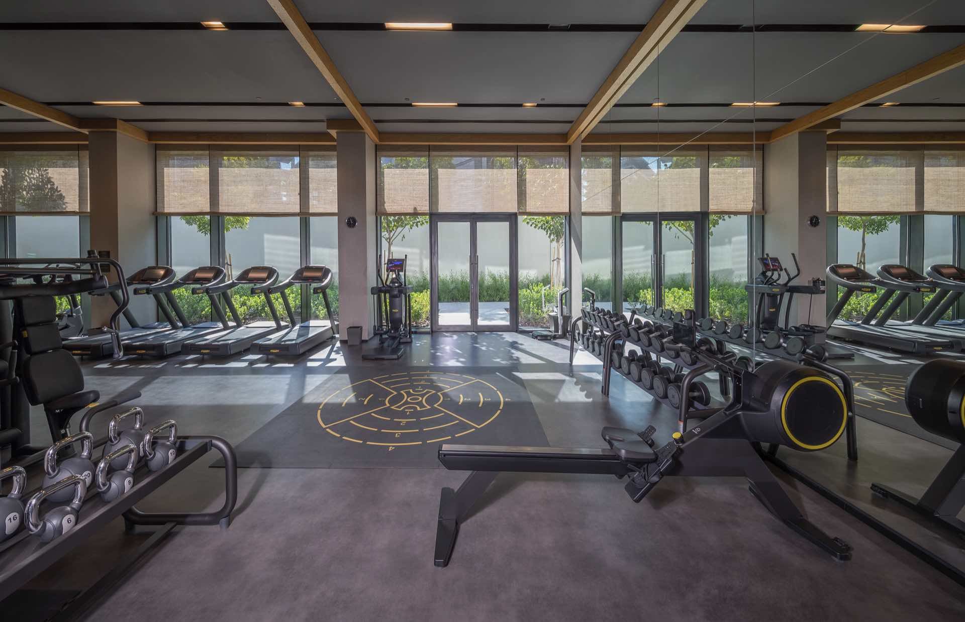 030 - Caesars Palace Bluewaters Dubai.jpg