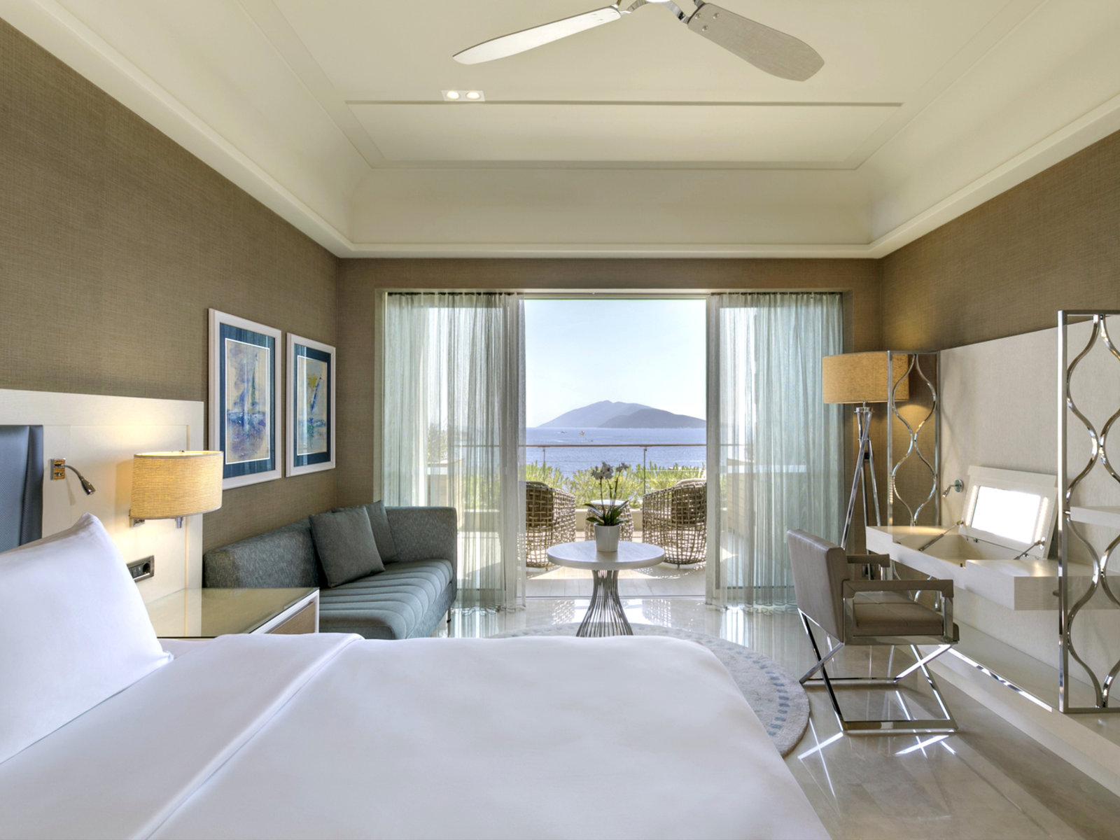 045 - Caresse a Luxury Collection Resort & Spa.jpg