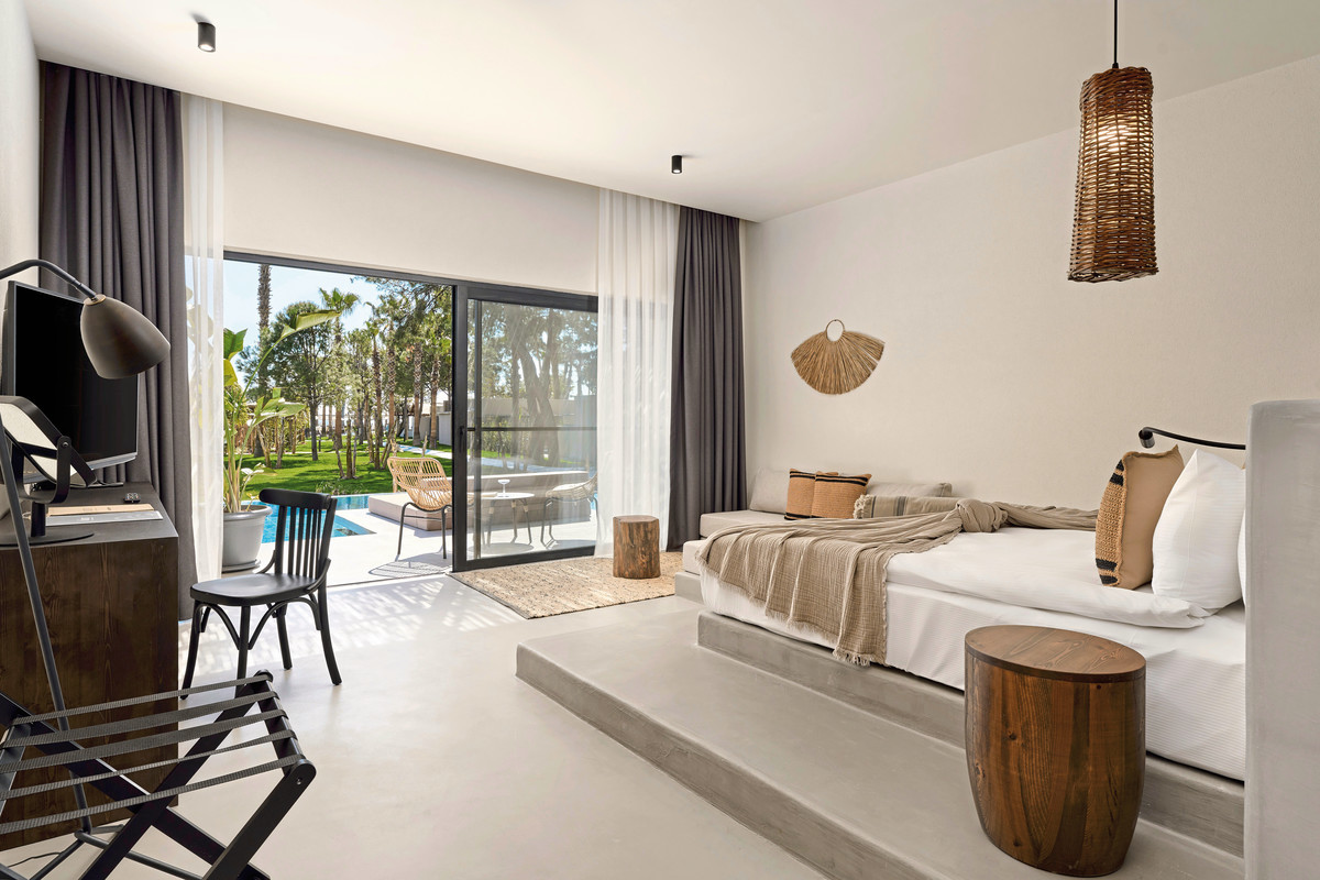 010 - BALMY Beach Resort Kemer.jpg