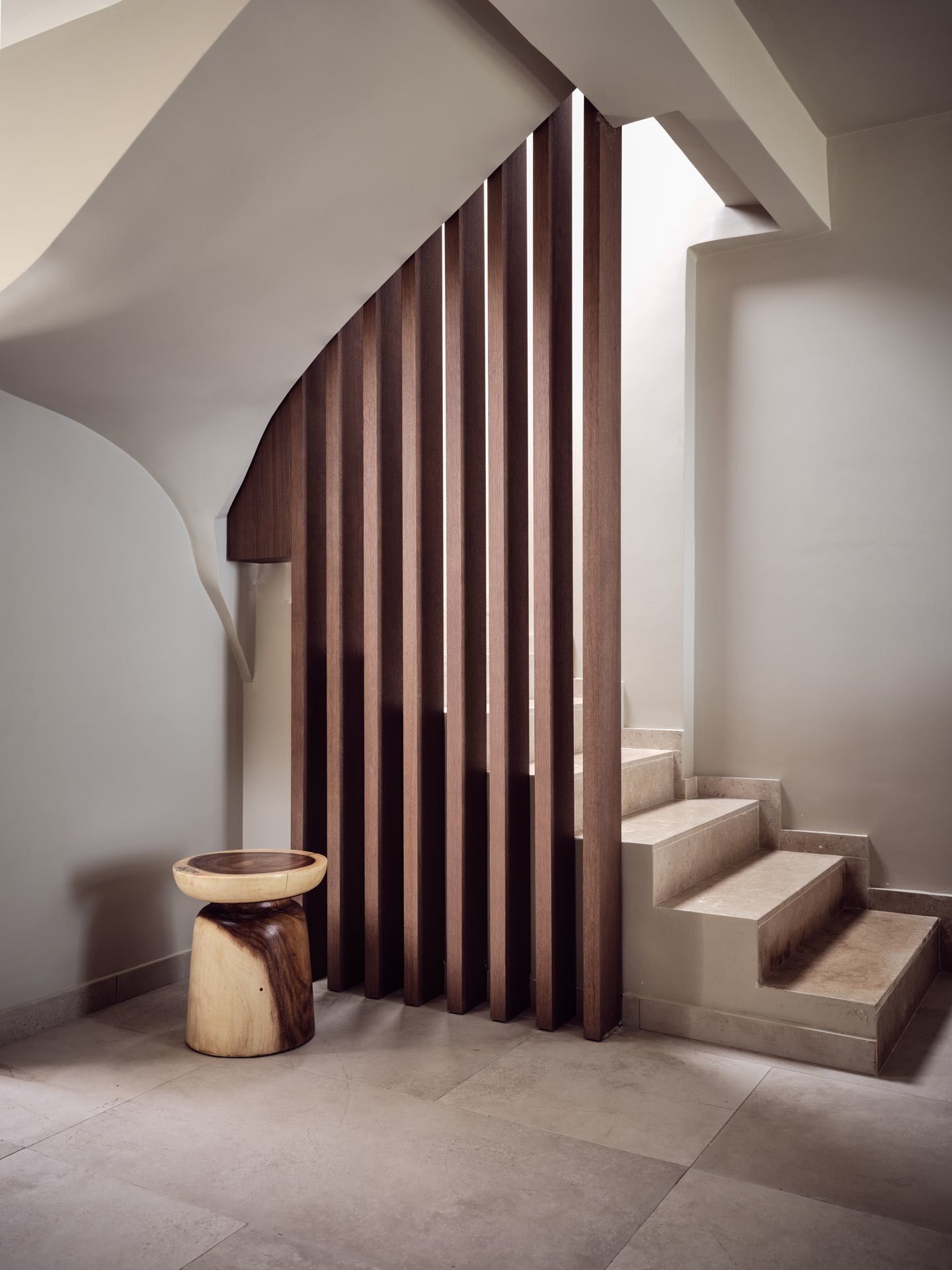 043 - The Royal Senses.jpg