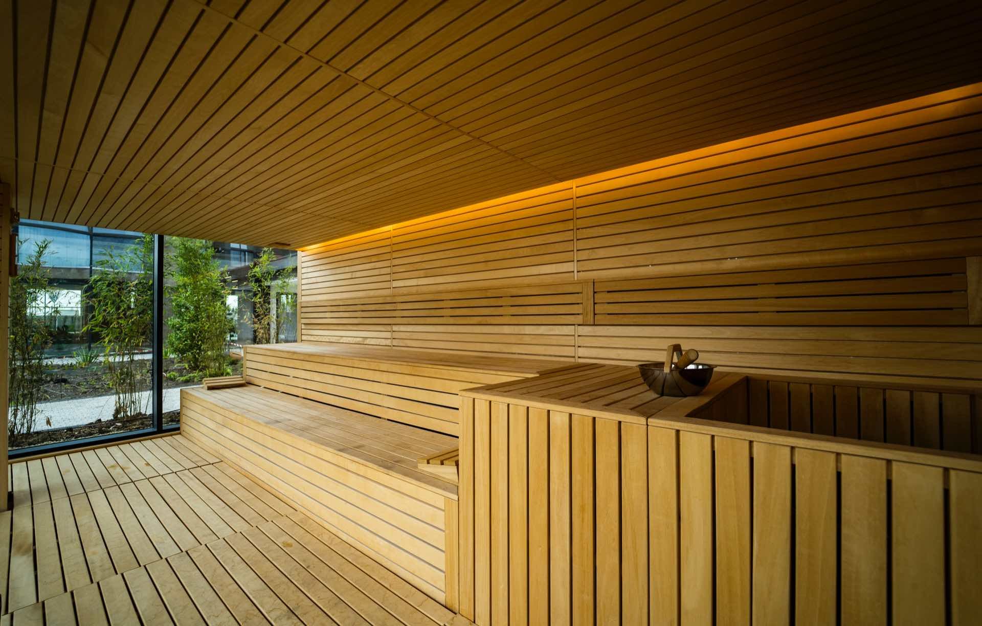 225392587 - Wave Resort.jpg