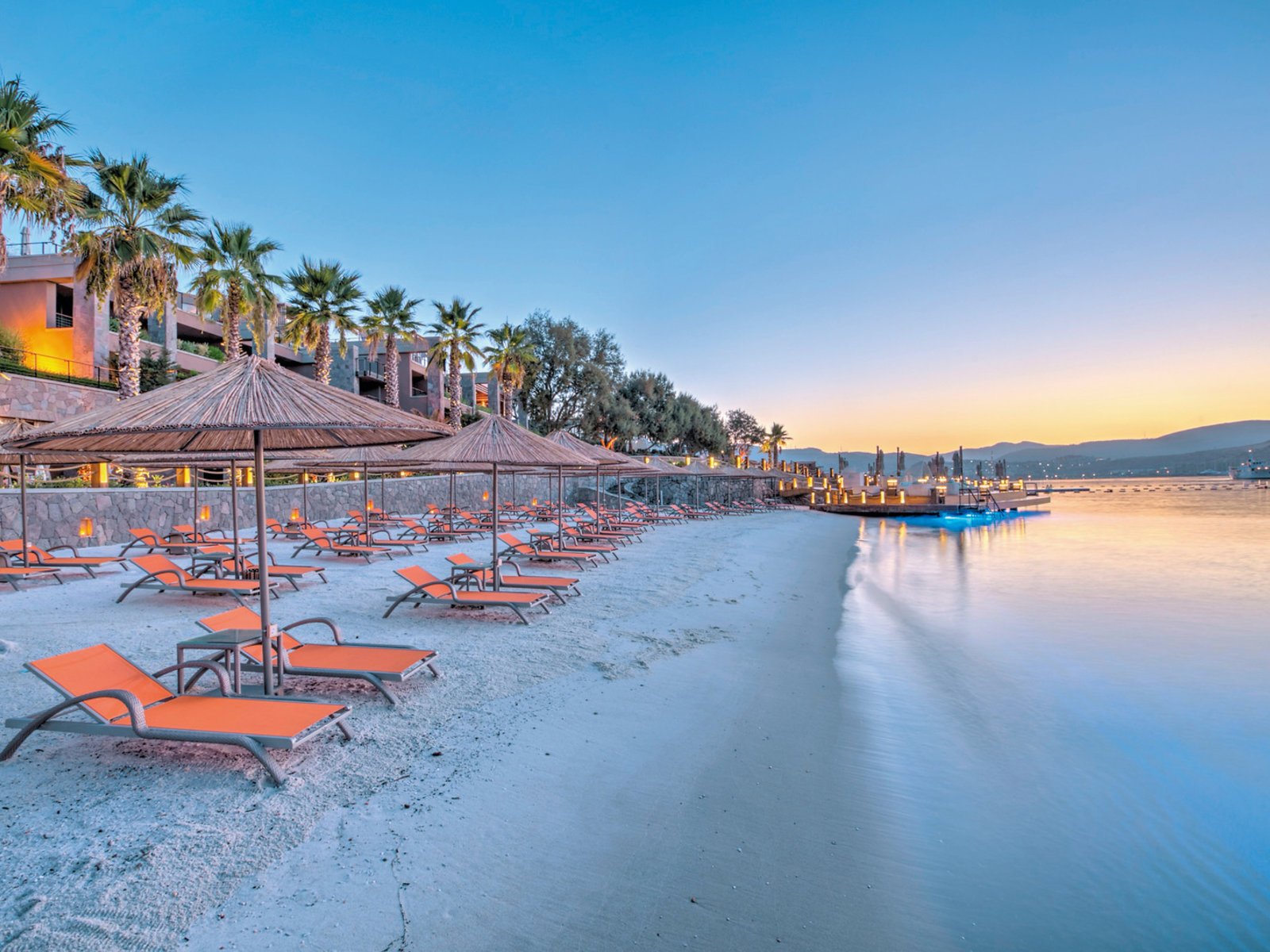 005 - Caresse a Luxury Collection Resort & Spa.jpg