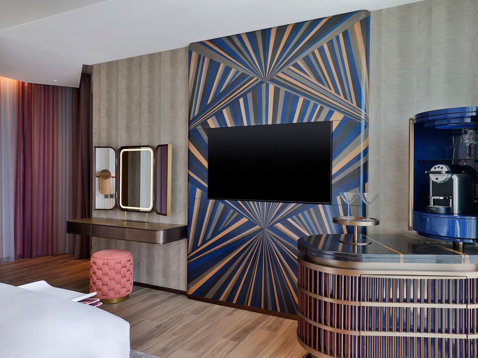 030 - W Dubai - Mina Seyahi.jpg