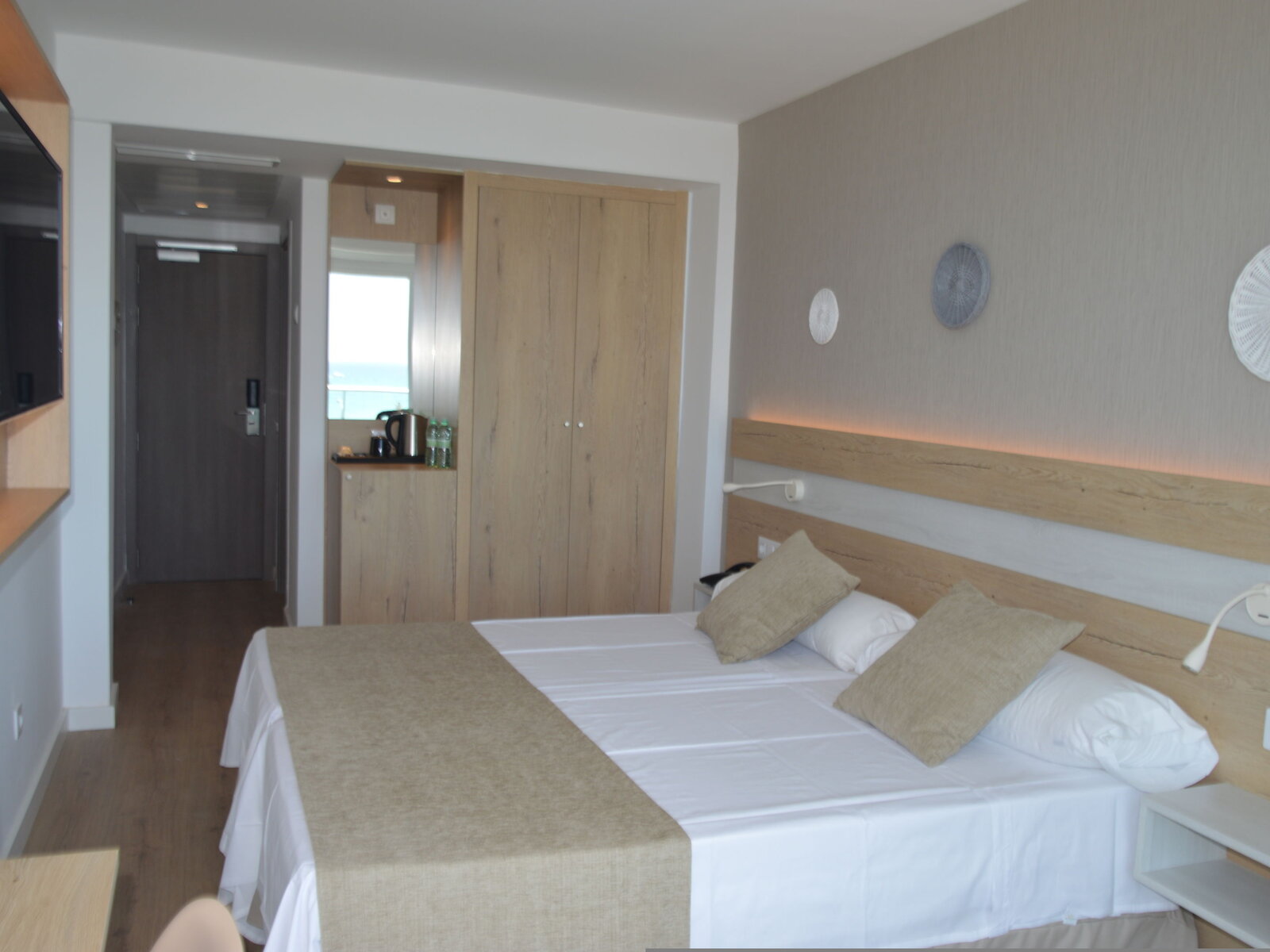 030 - Sant Jordi Hotel.jpg