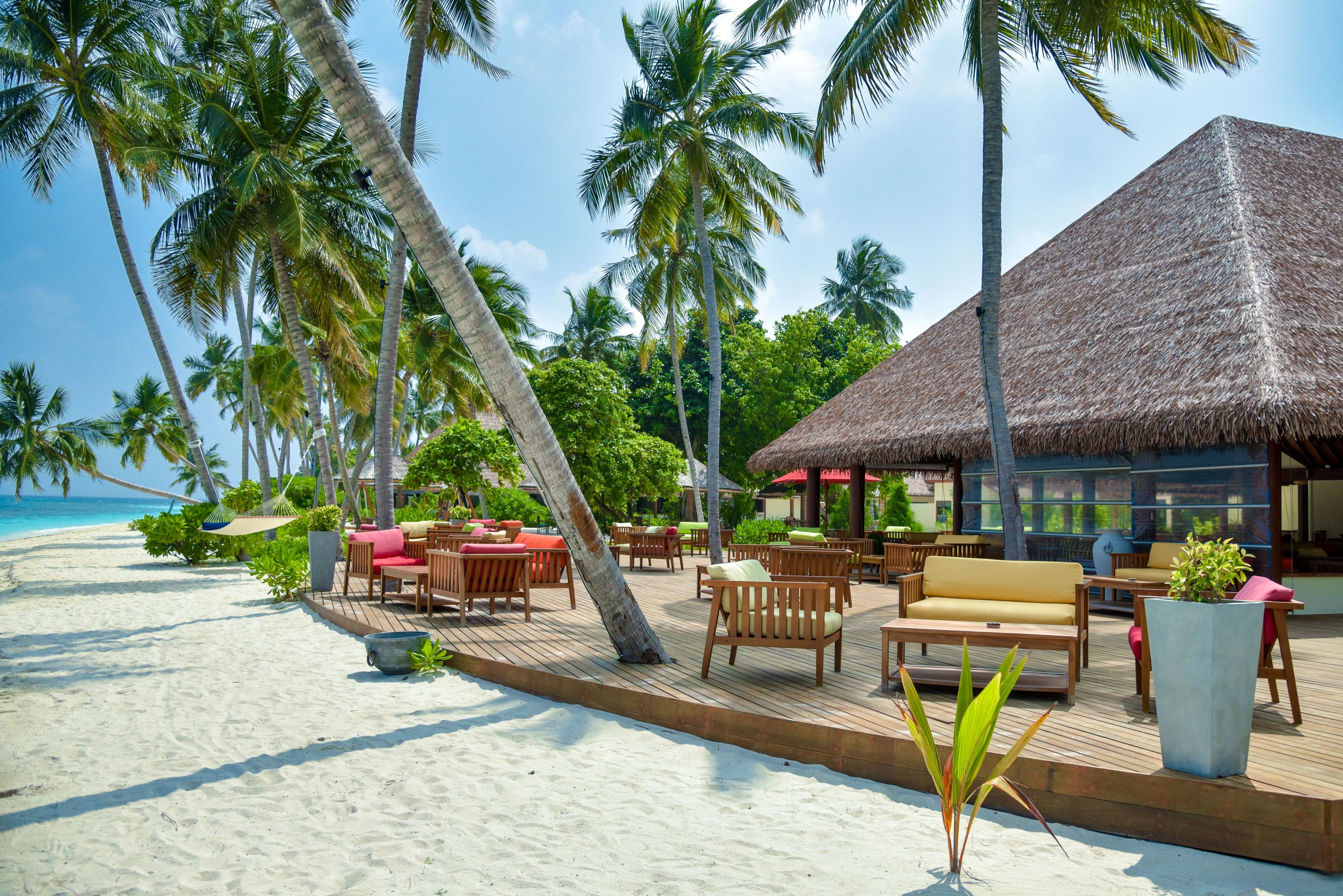 018 - Reethi Faru Resort.jpg