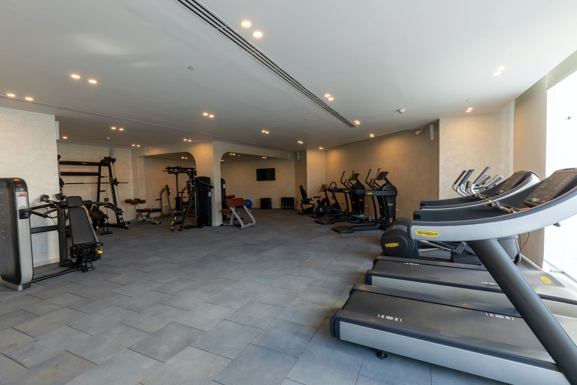 016 - Sunrise White Hills Resort.jpg