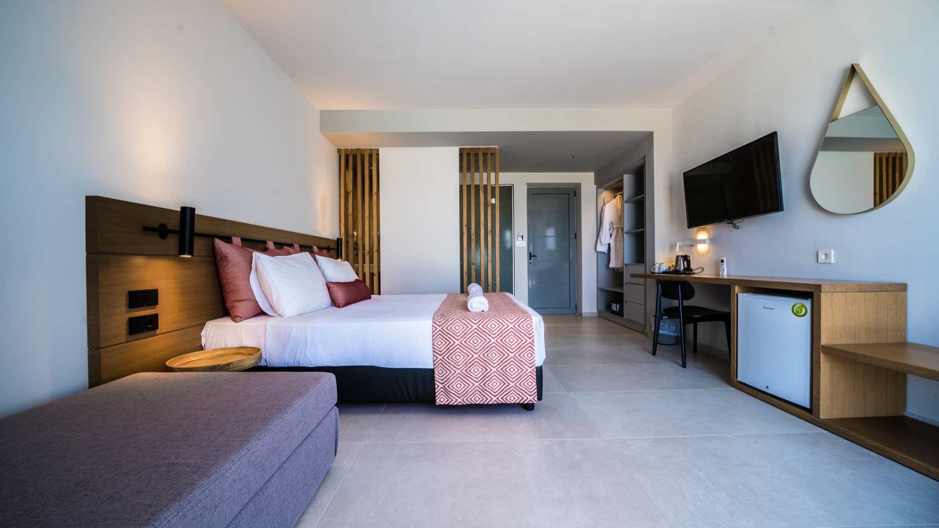 035 - Harmony Crest Resort.jpg