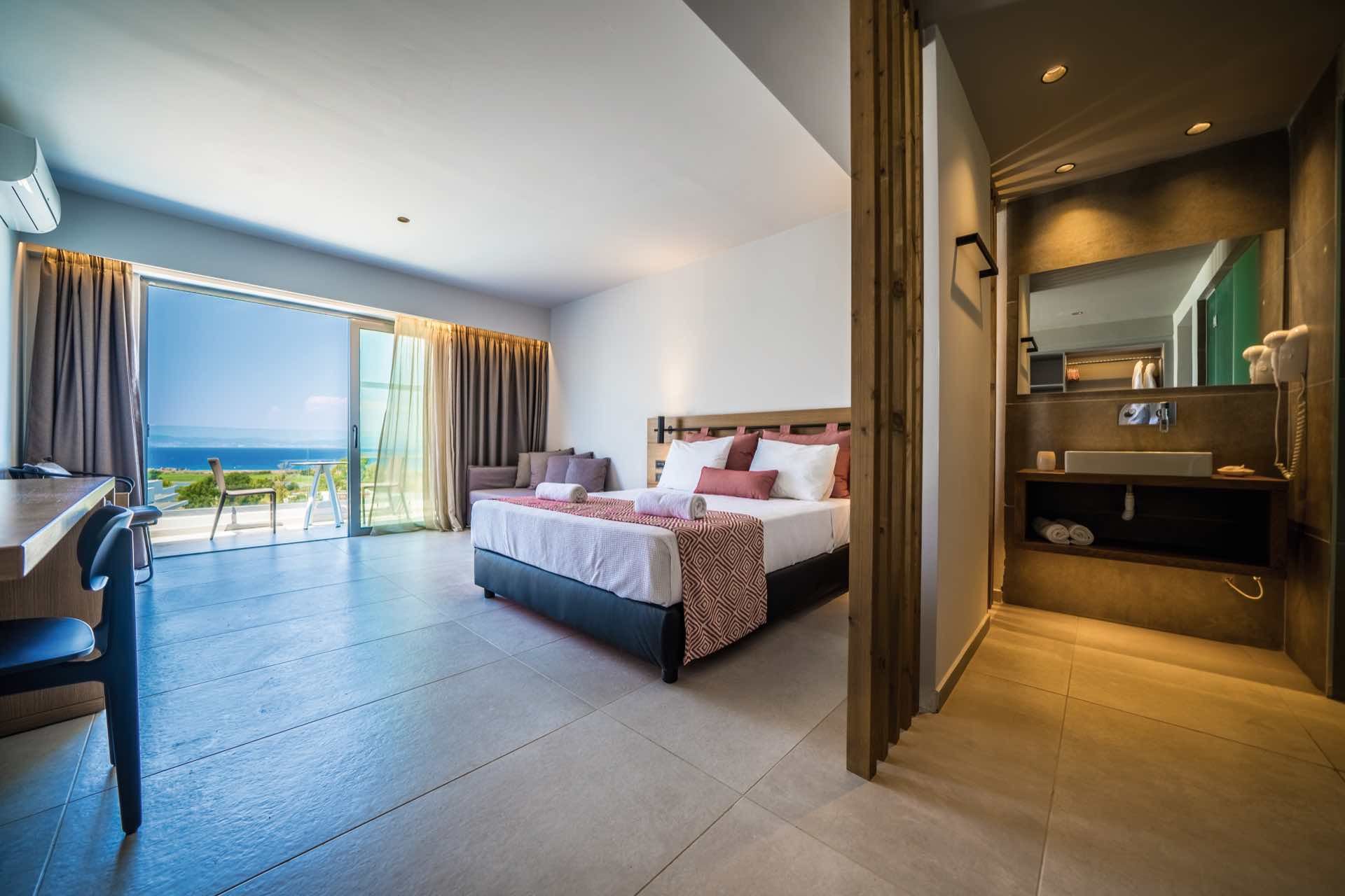 005 - Harmony Crest Resort.jpg