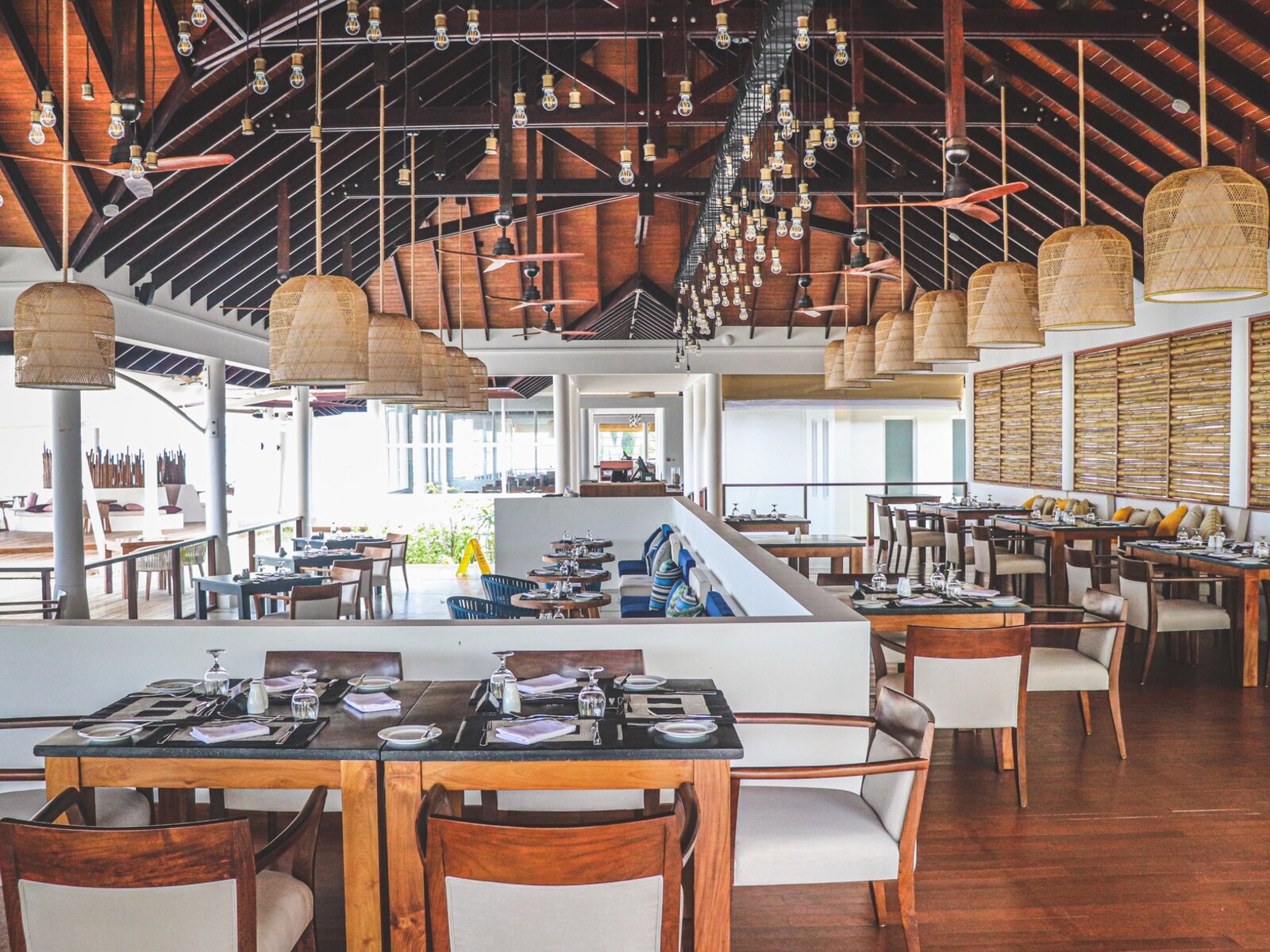 010 - Cinnamon Hakuraa Huraa Maldives.jpg