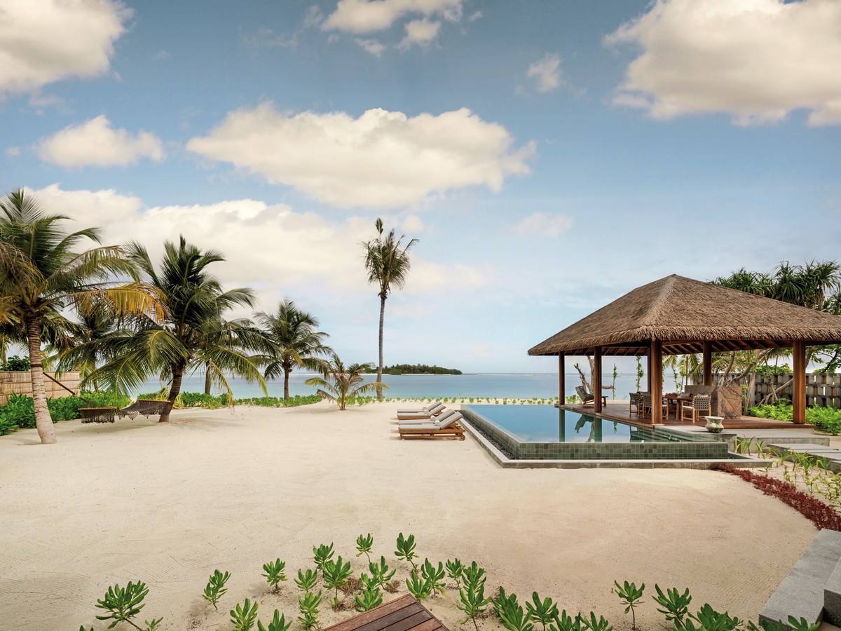 043 - Kanuhura A Sun Resort Maldives.jpg