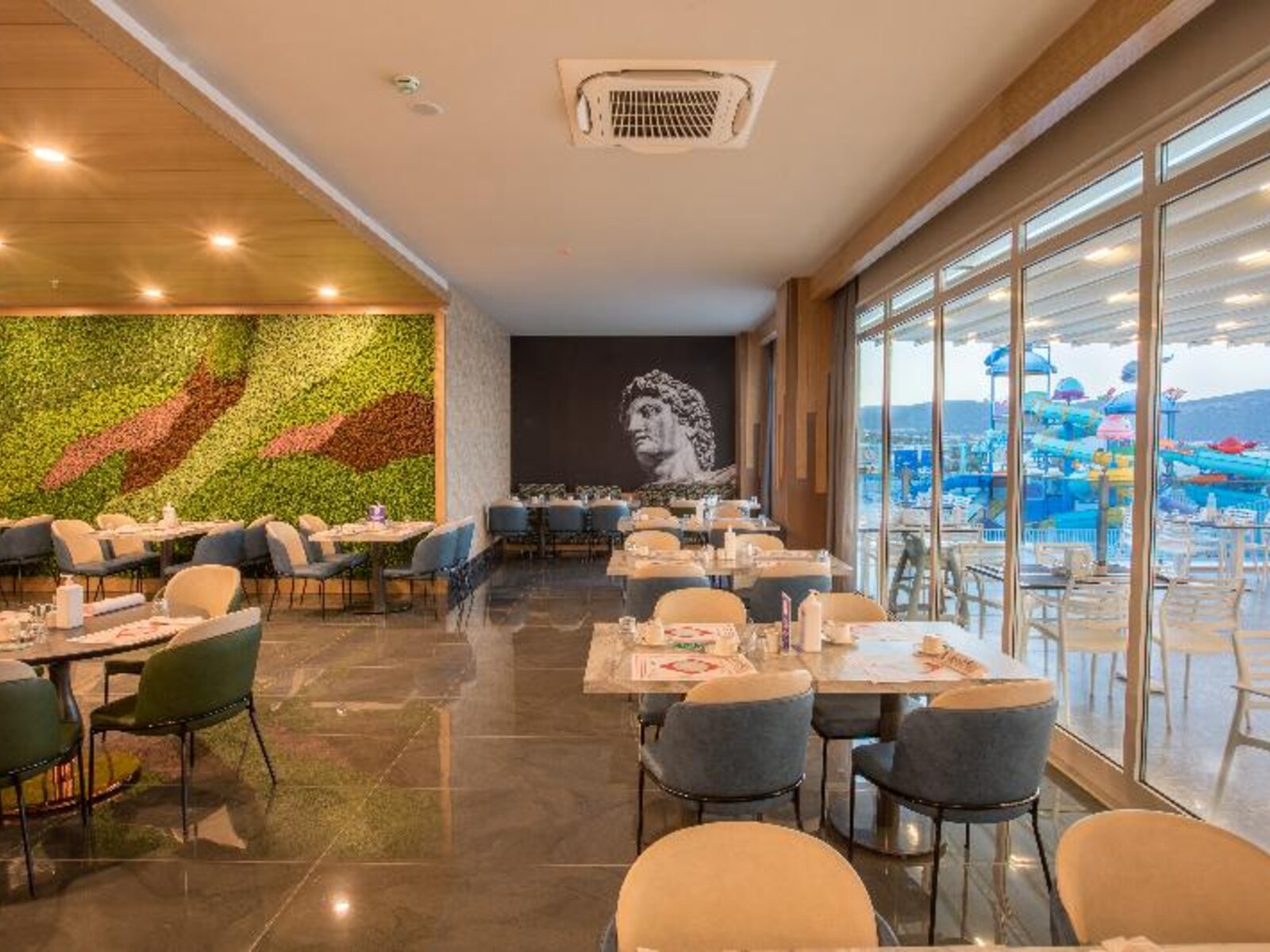 017 - Maxeria Blue Didyma.jpg