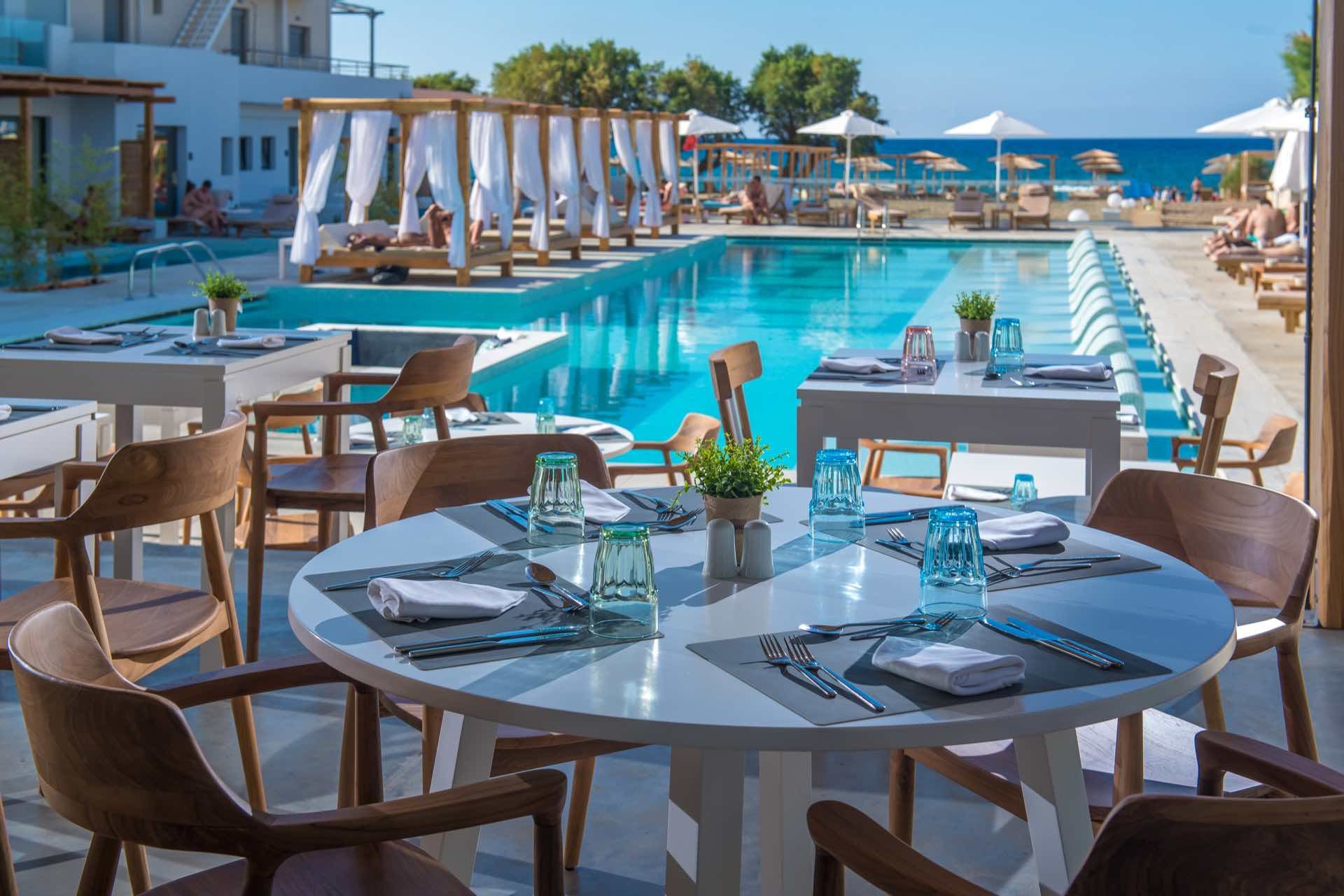 013 - Enorme Lifestyle Beach Resort.jpg