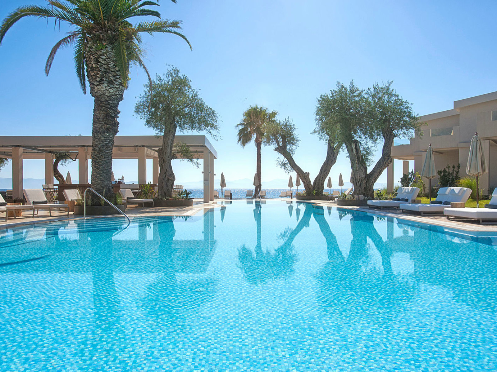 005 - Domes Miramare Corfu.jpg