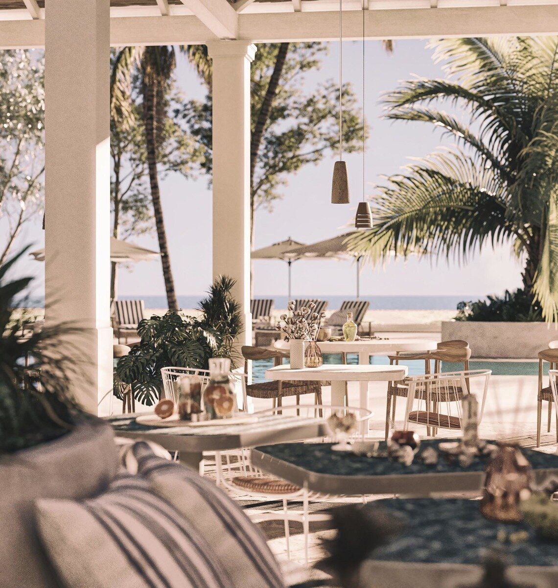 018 - Louis Kerkyra Blue.jpg