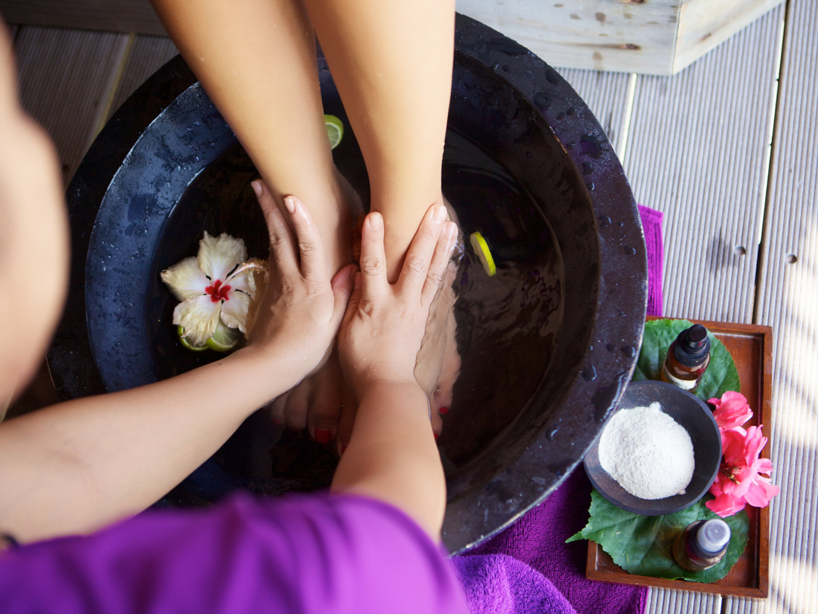 016 - Innahura Maldives Resort.jpg