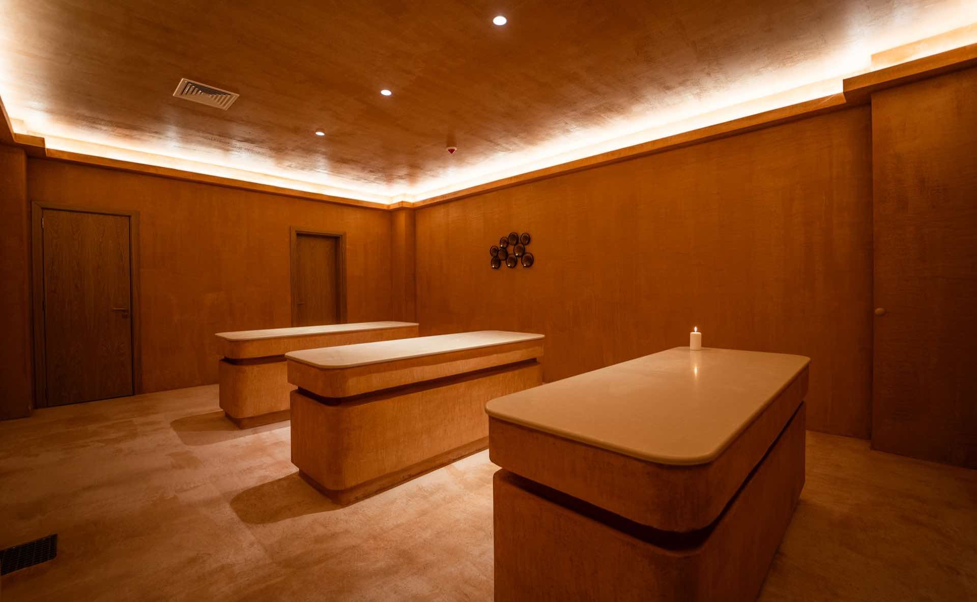 225392578 - Wave Resort.jpg