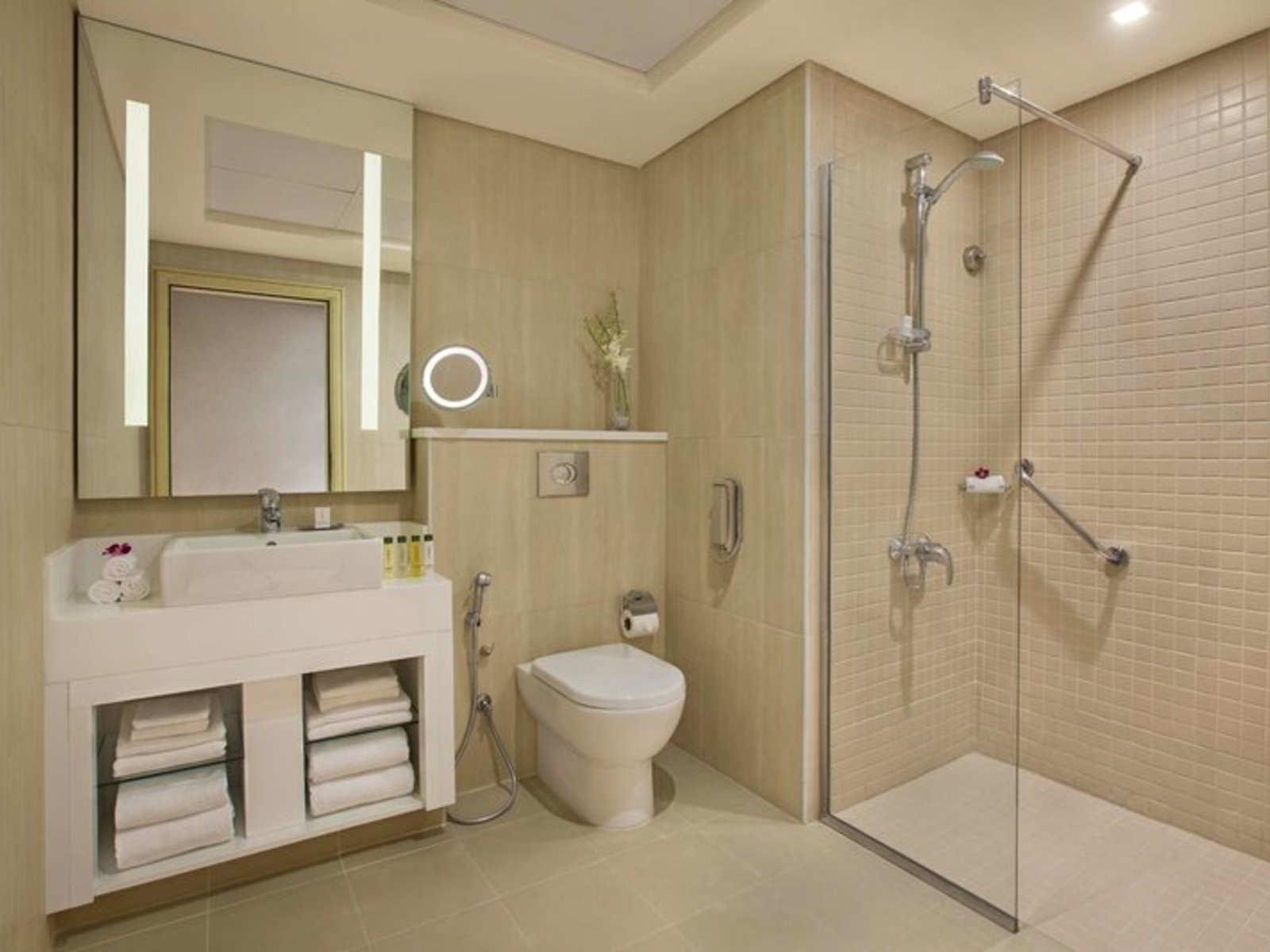 006 - DoubleTree by Hilton Dubai Jumeirah Beach.jpg