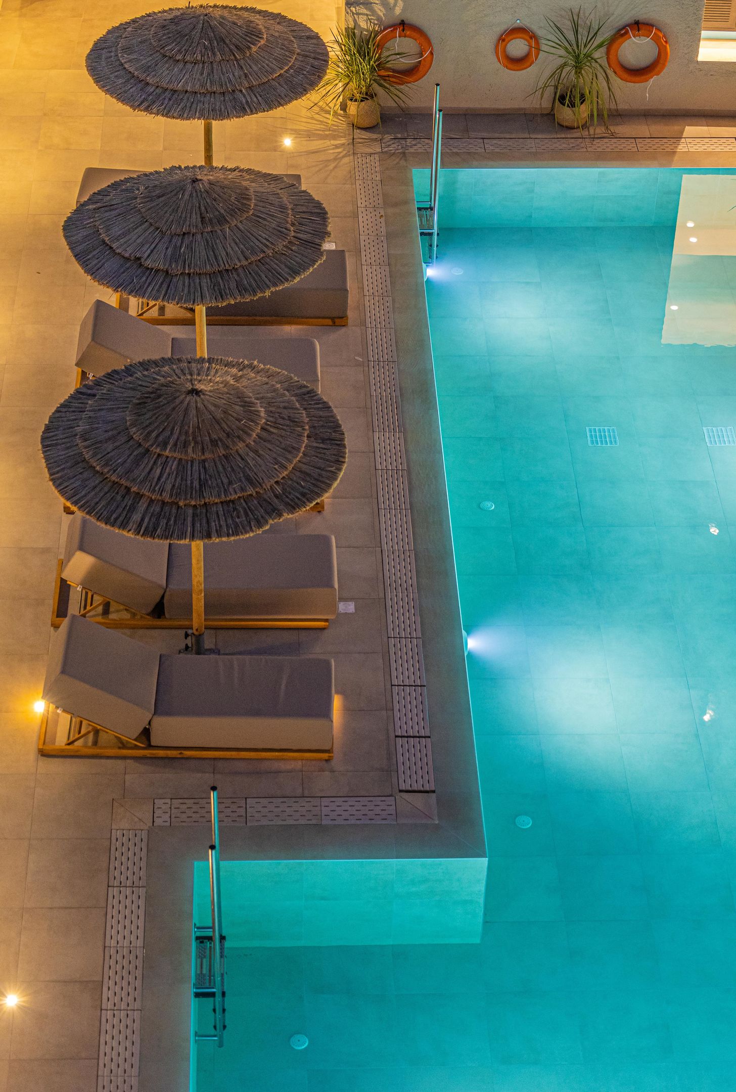 006 - Cabana Blu Hotel & Suites.jpg