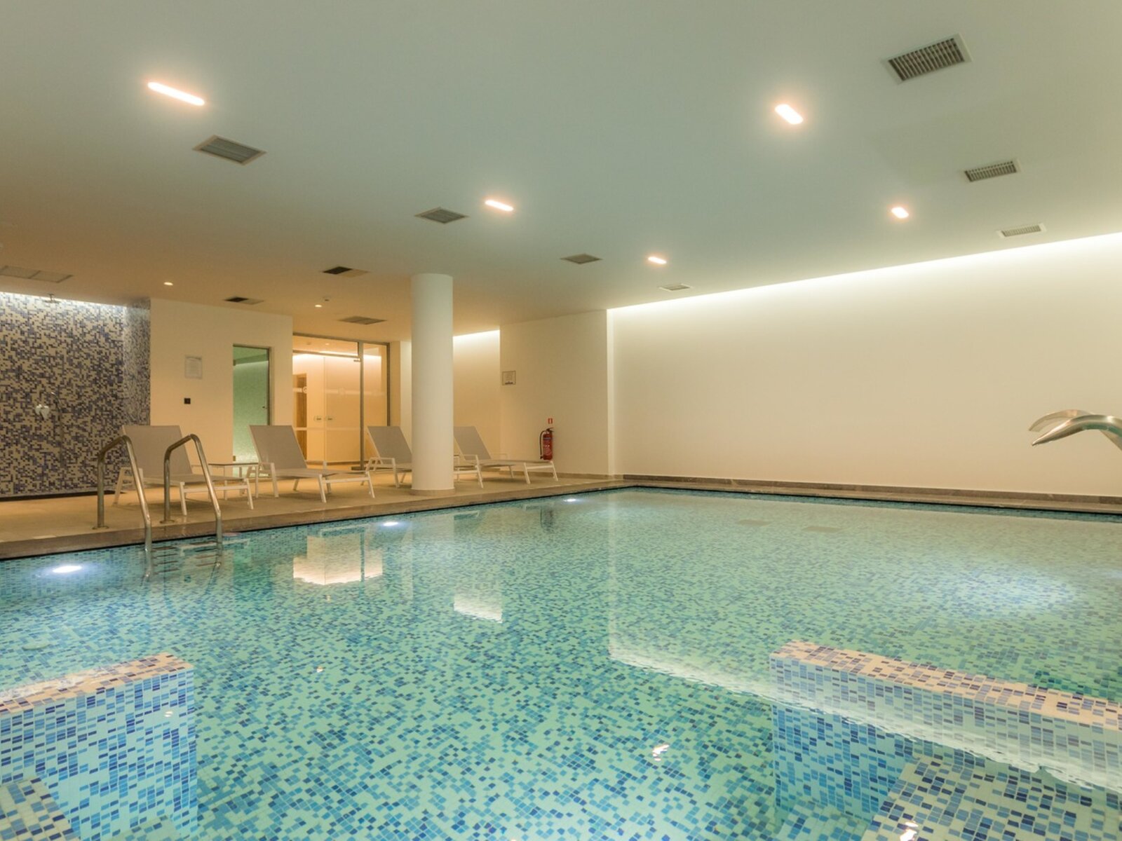 006 - Blue Lagoon Ocean Resort.jpg