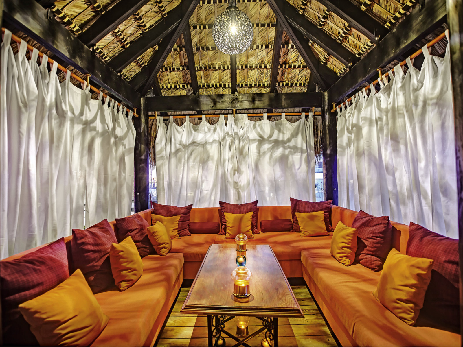 019 - CHIC Punta Cana.jpg